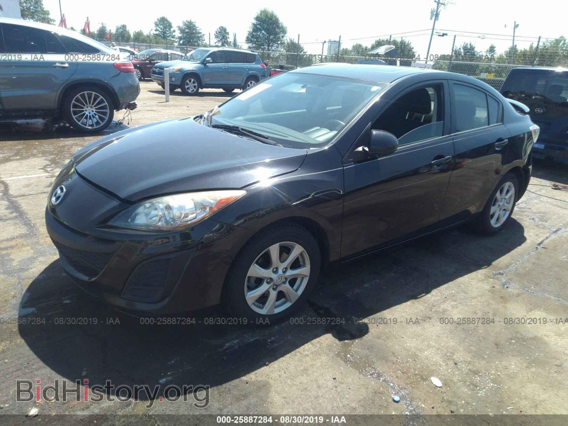 2011 MAZDA 3 - VIN: JM1BL1VF4B1471410 - Фото 2