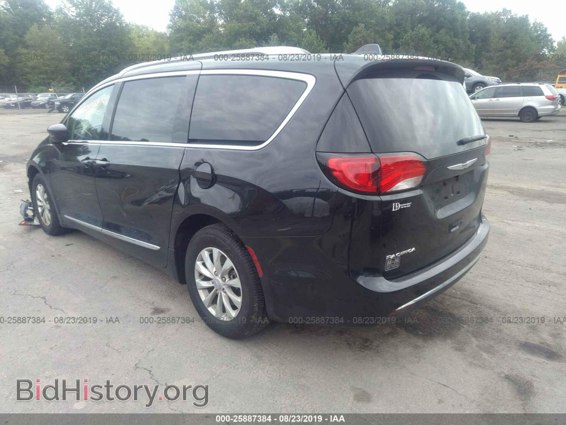 2018 CHRYSLER PACIFICA - VIN: 2C4RC1BG9JR355965 - Фото 3