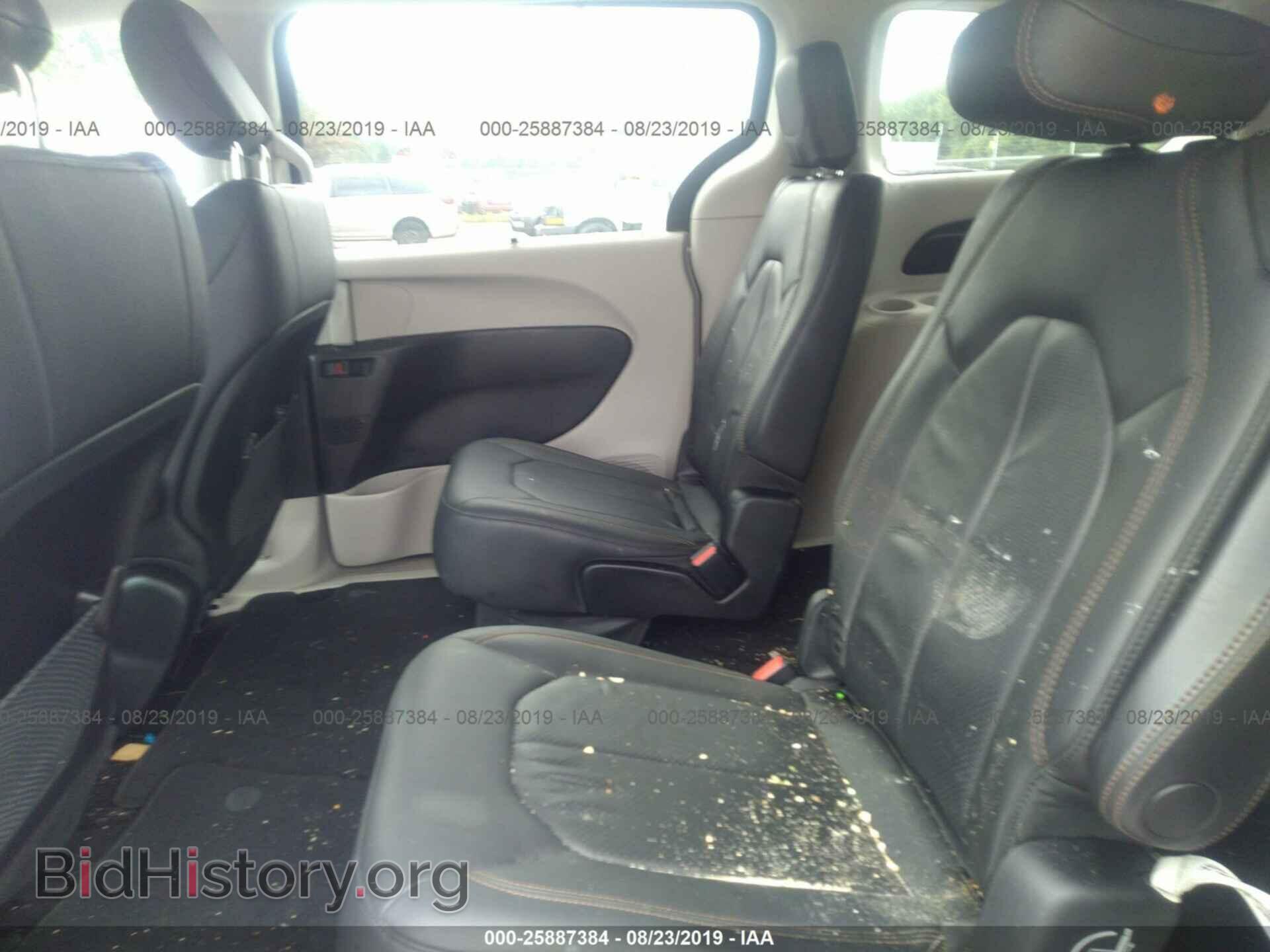 2018 CHRYSLER PACIFICA - VIN: 2C4RC1BG9JR355965 - Фото 8