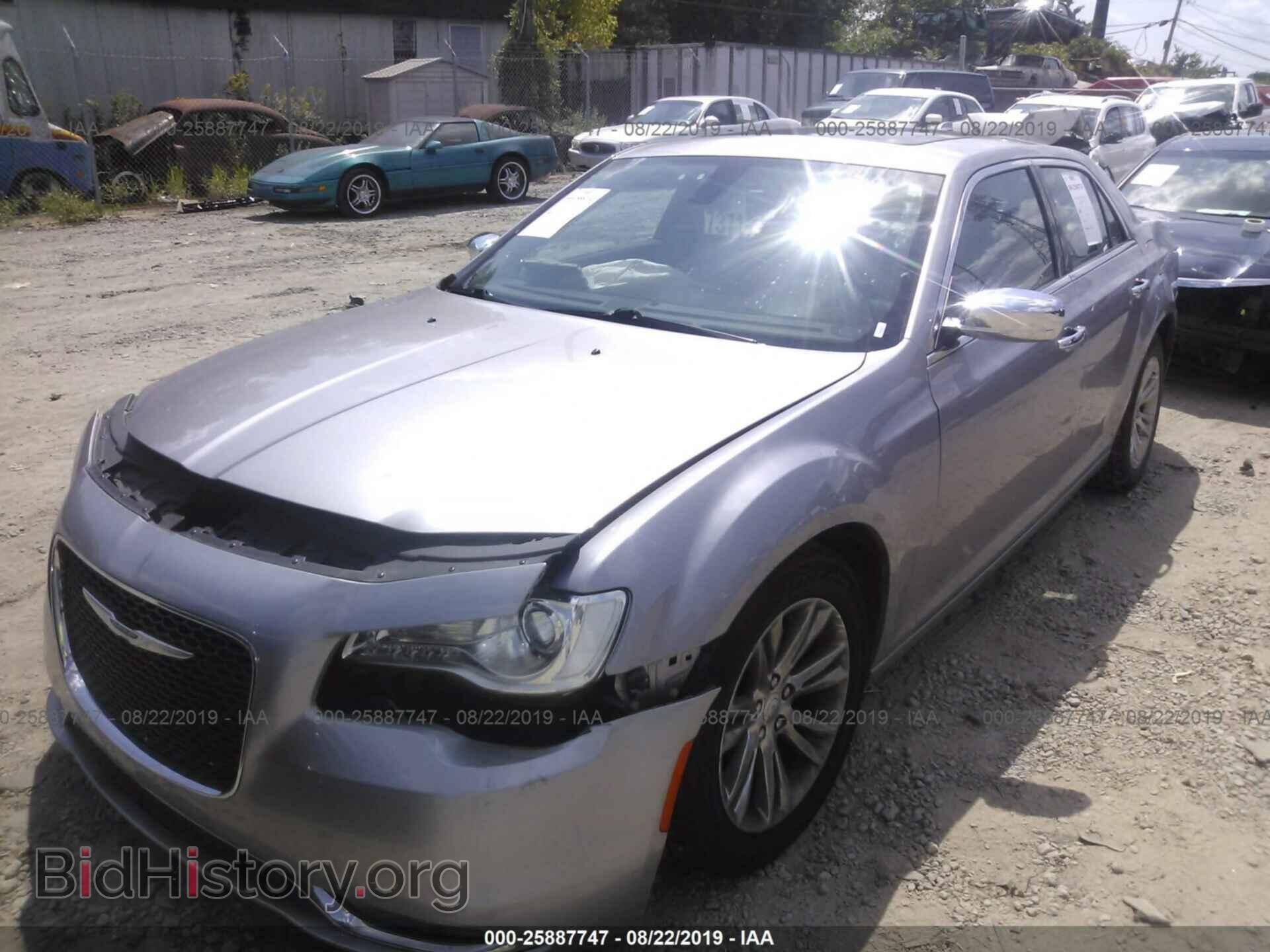 2017 CHRYSLER 300C - VIN: 2C3CCAEG3HH596667 - Фото 2