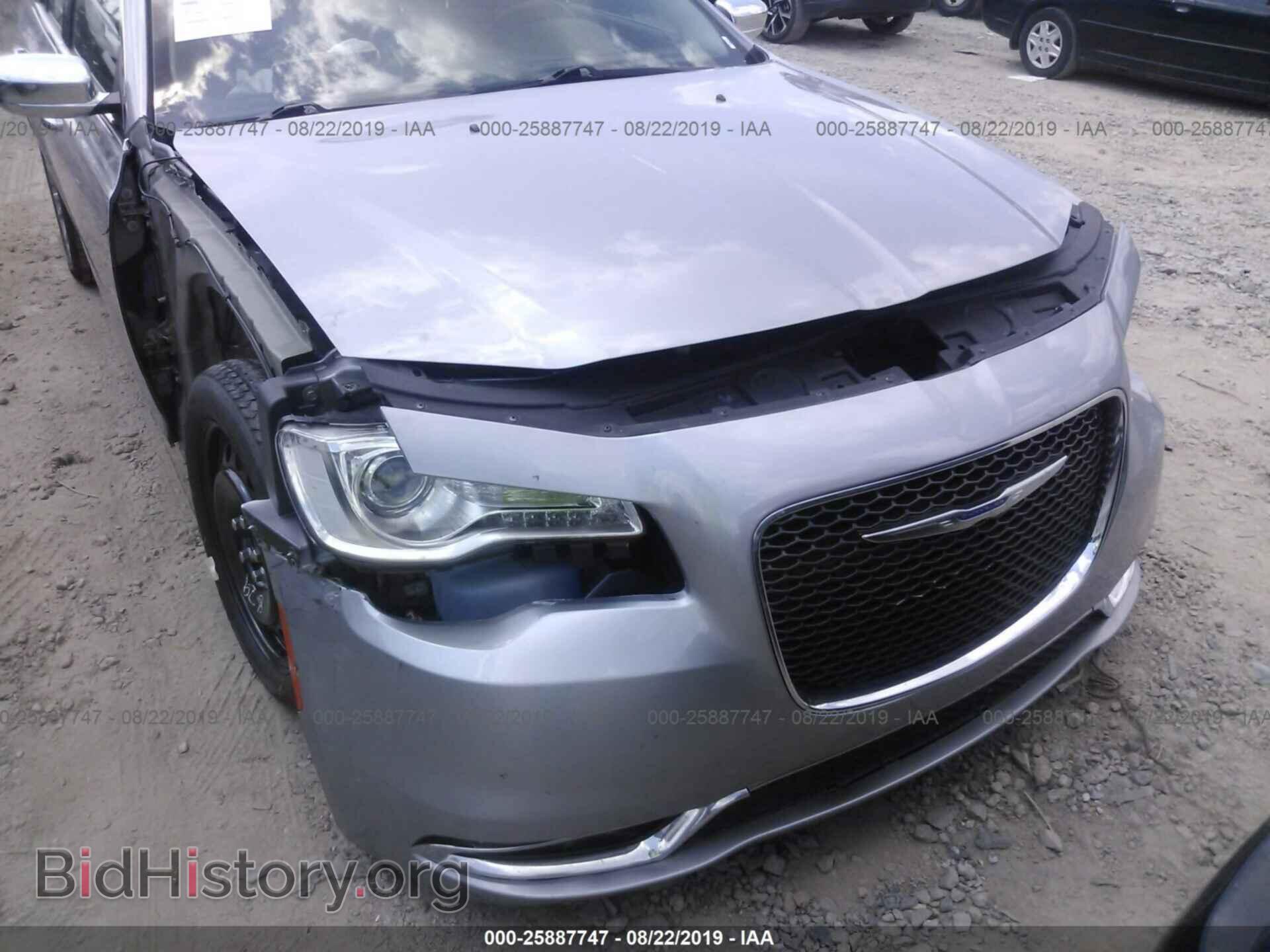 2017 CHRYSLER 300C - VIN: 2C3CCAEG3HH596667 - Фото 6
