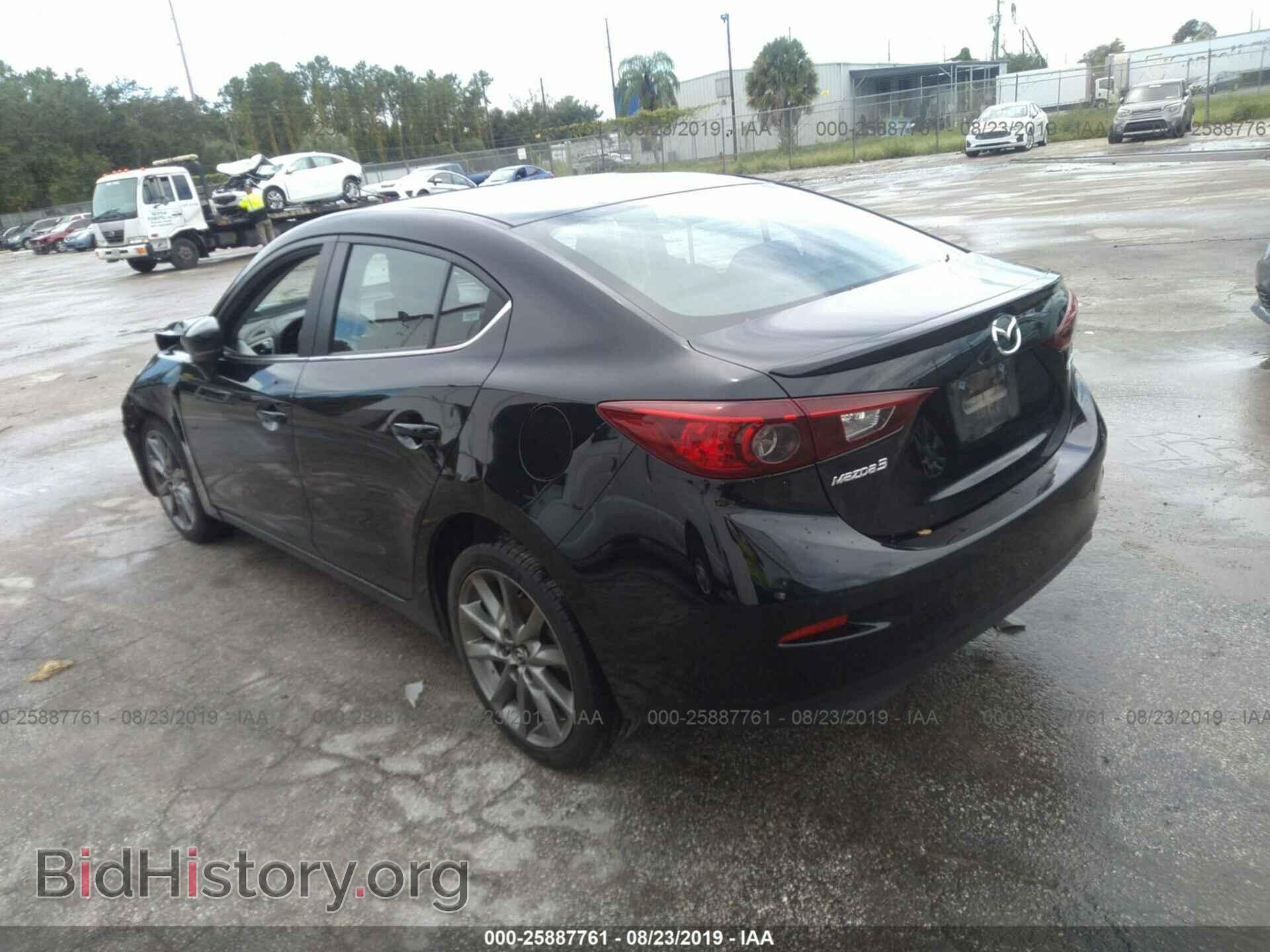 2018 MAZDA 3 - VIN: 3MZBN1V3XJM209292 - Фото 3