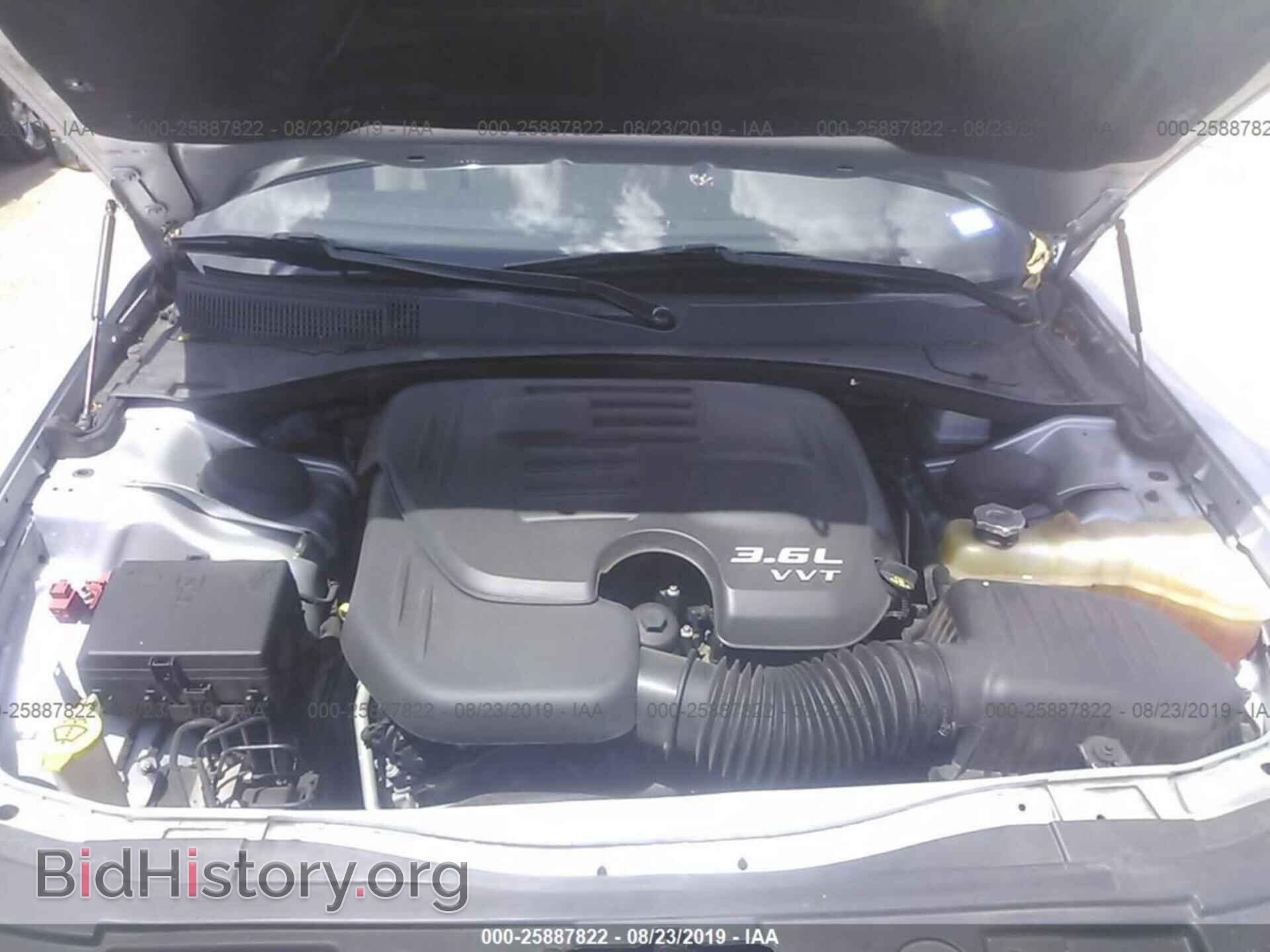 2013 CHRYSLER 300 - VIN: 2C3CCAAG7DH698408 - Фото 10