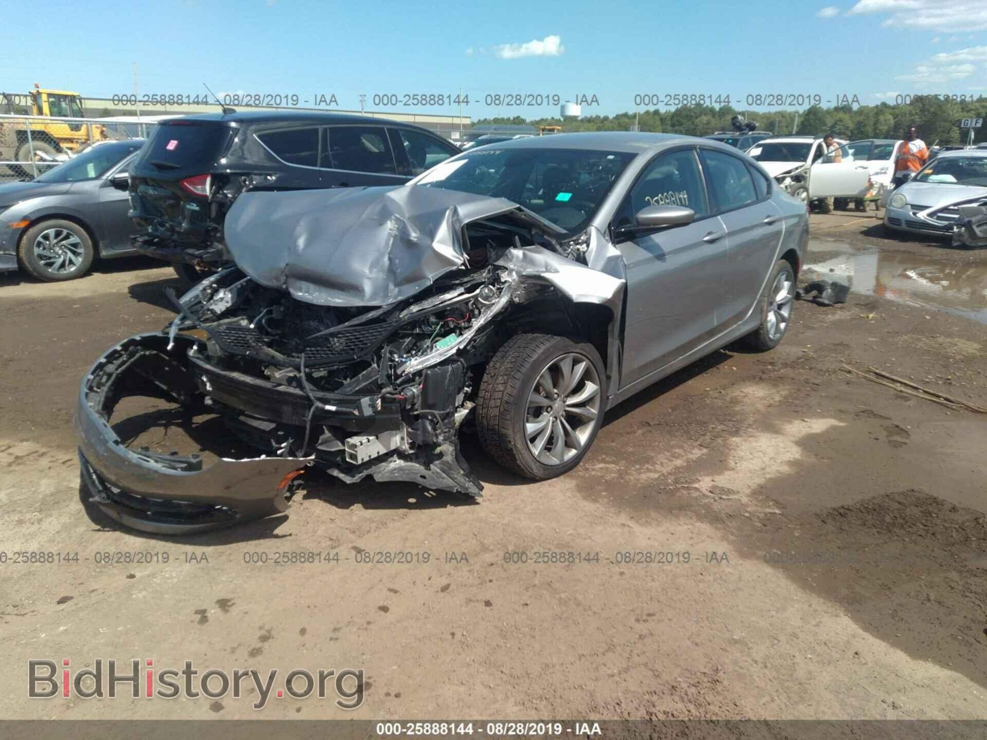 2015 CHRYSLER 200 - VIN: 1C3CCCBB9FN755314 - Photo 2