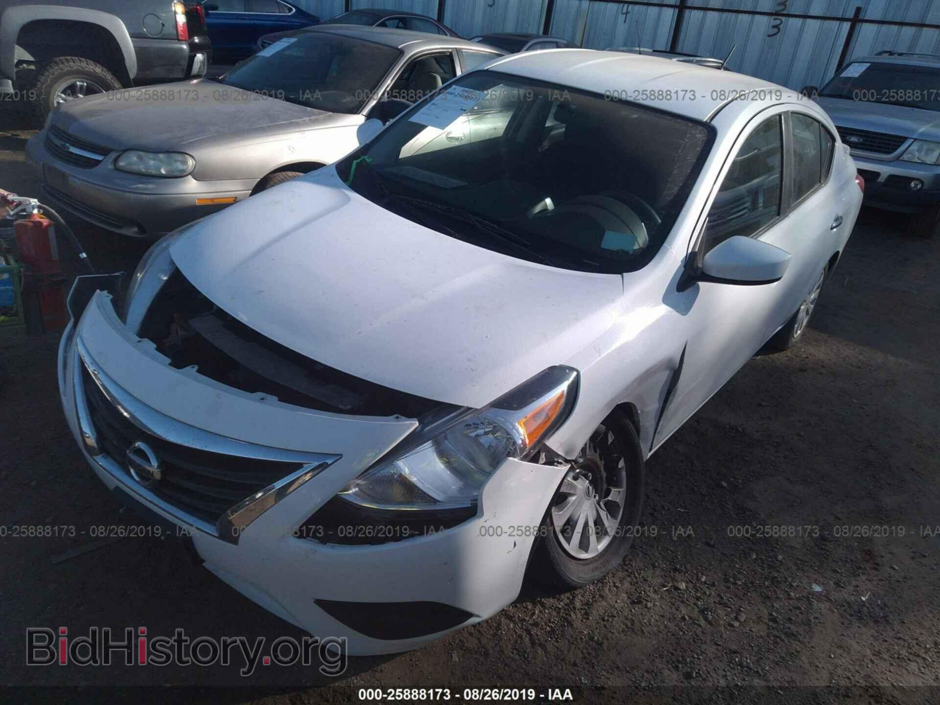 2016 NISSAN VERSA - VIN: 3N1CN7AP1GL879947 - Фото 2