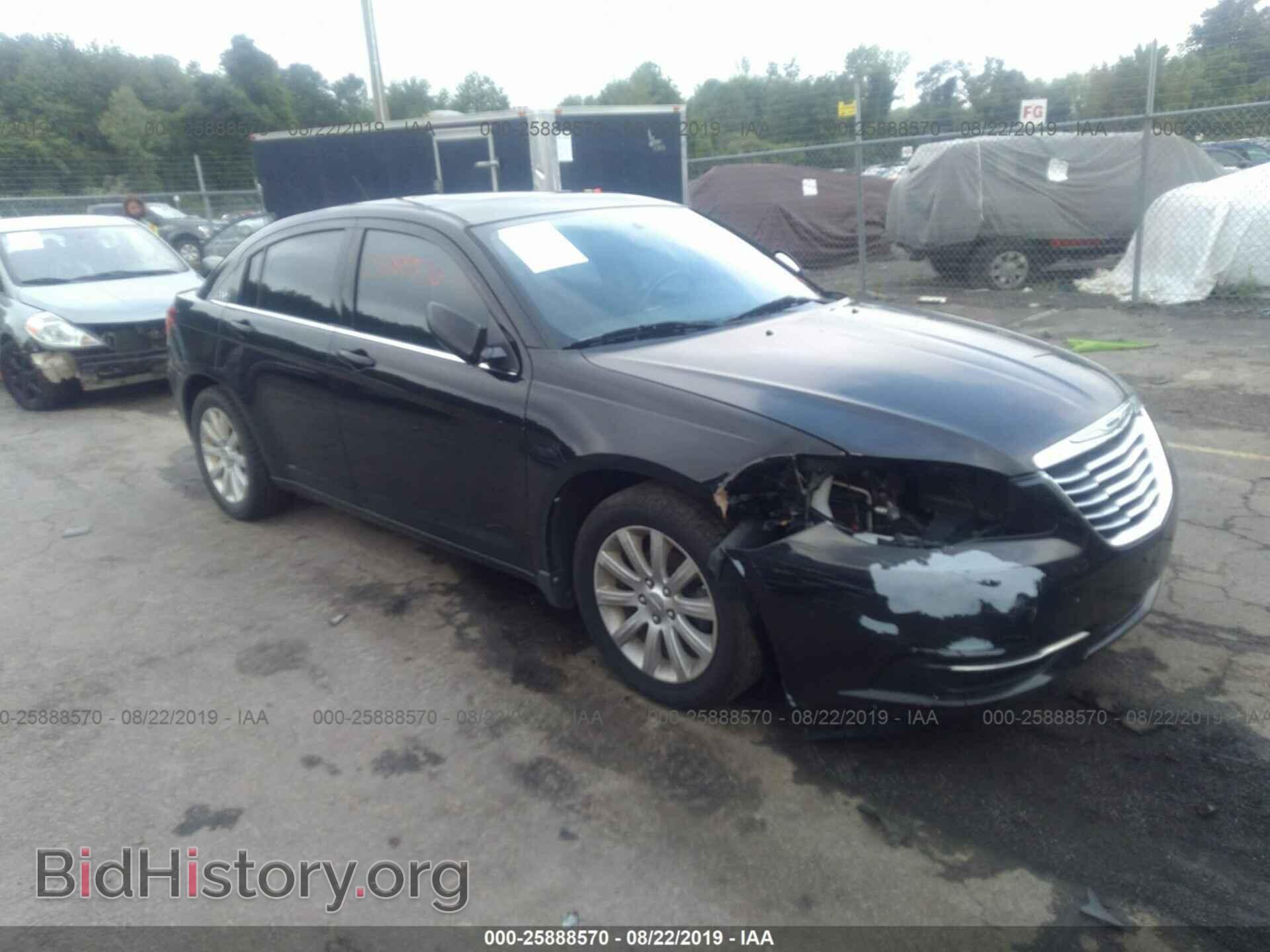 Фотография 1C3BC1FB6BN592979 - CHRYSLER 200 2011