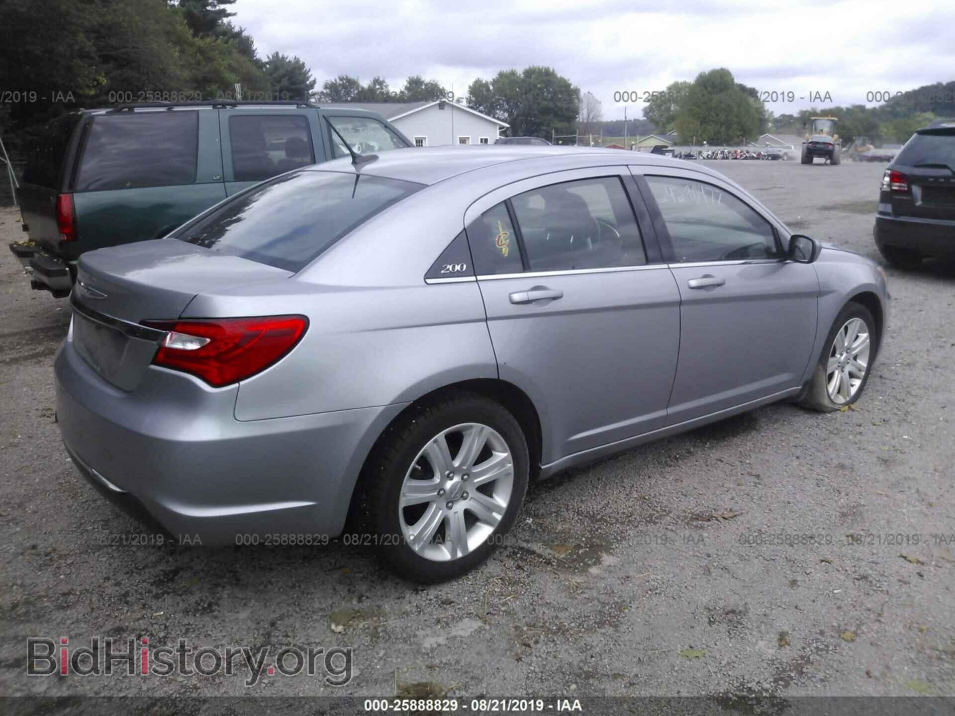 2013 CHRYSLER 200 - VIN: 1C3CCBBB2DN734683 - Фото 4