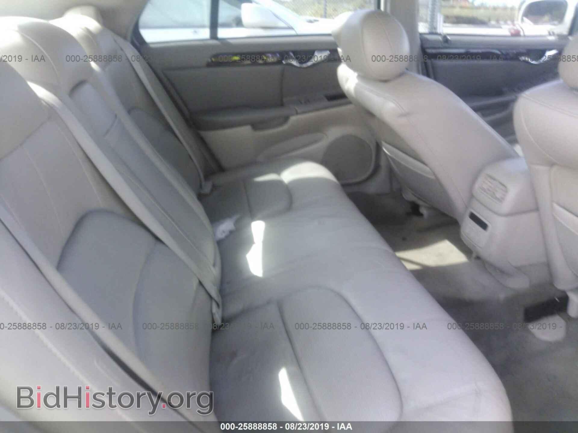 2002 CADILLAC DEVILLE - VIN: 1G6KF579X2U140855 - Photo 8