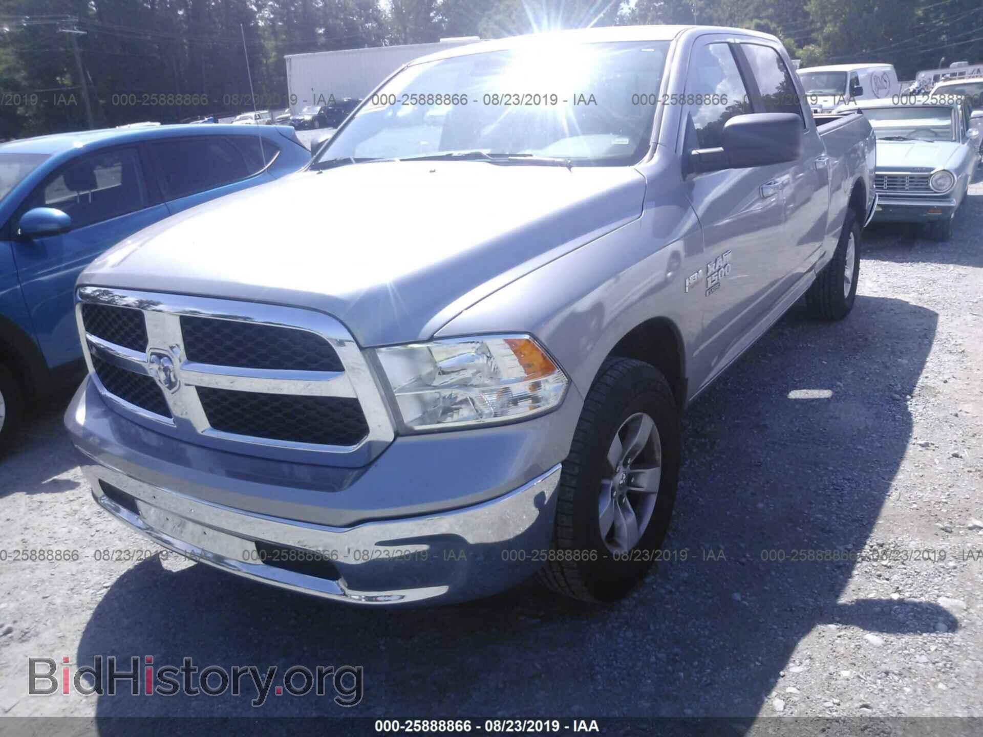 2019 RAM 1500 CLASSIC - VIN: 1C6RR7TT6KS614450 - Фото 2