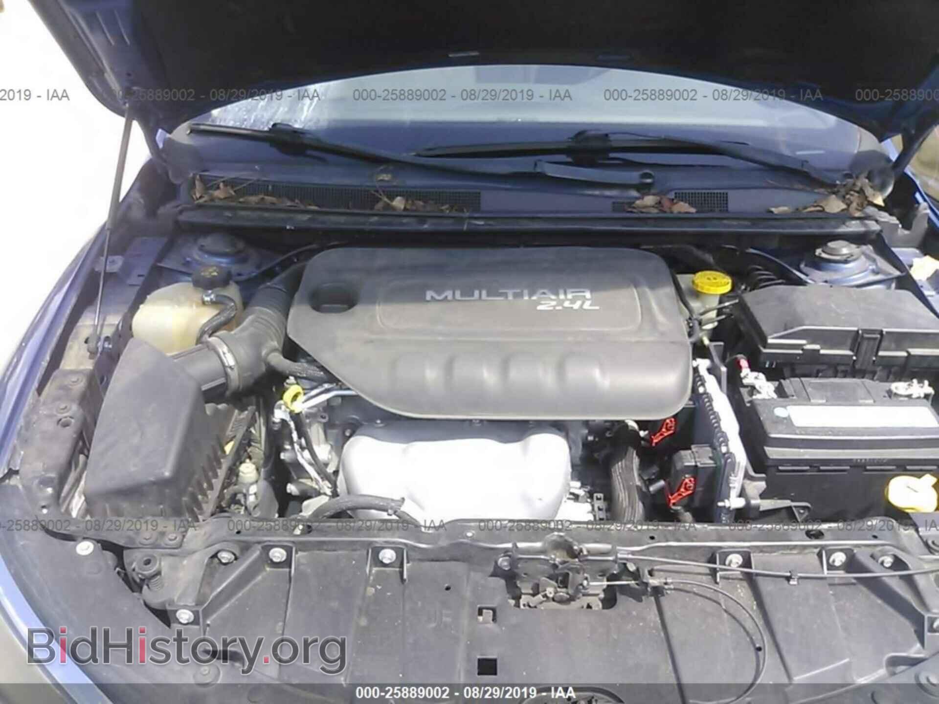 2015 CHRYSLER 200 - VIN: 1C3CCCAB0FN541233 - Фото 10