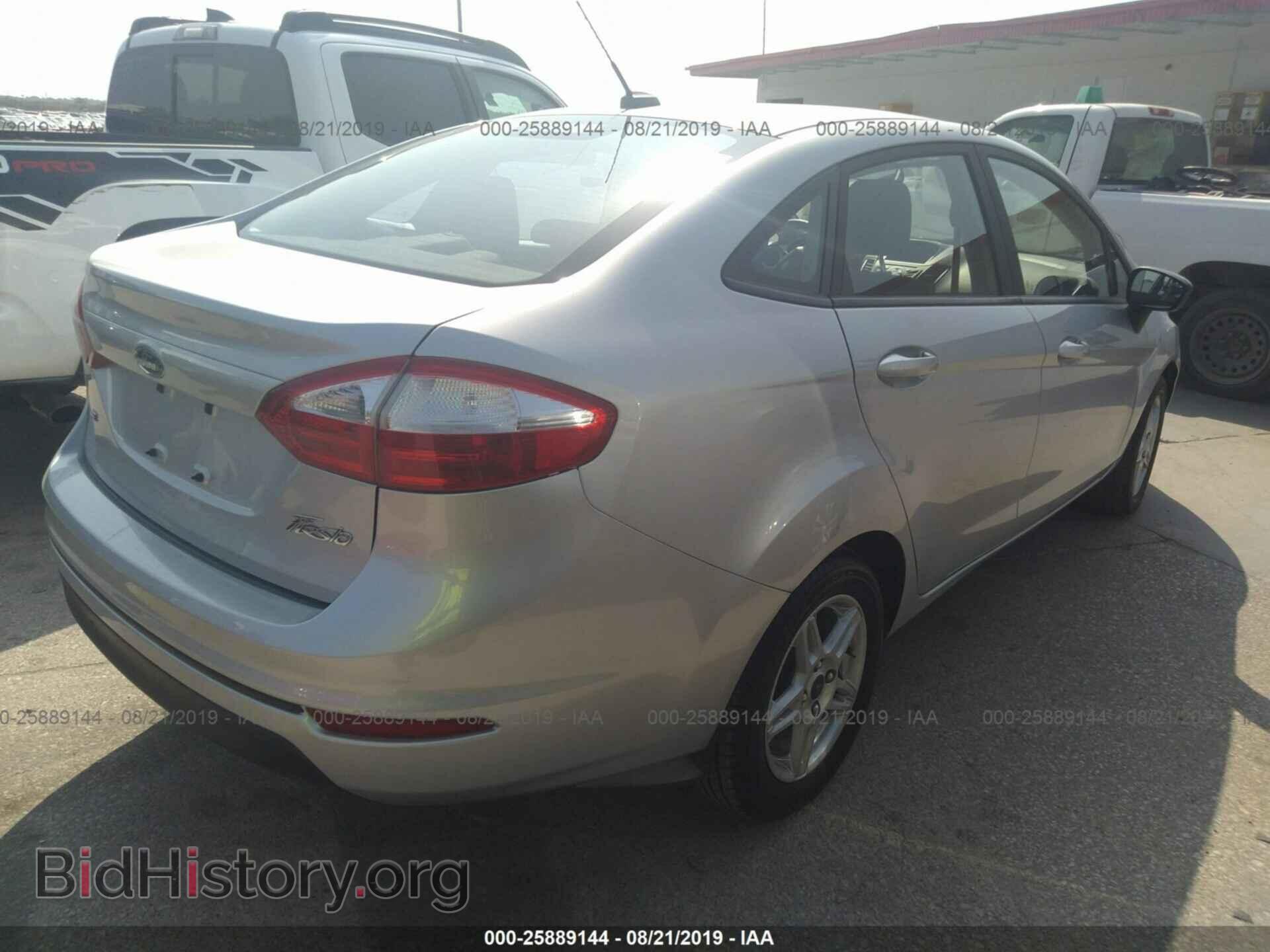 2017 FORD FIESTA - VIN: 3FADP4BJ2HM143654 - Фото 4