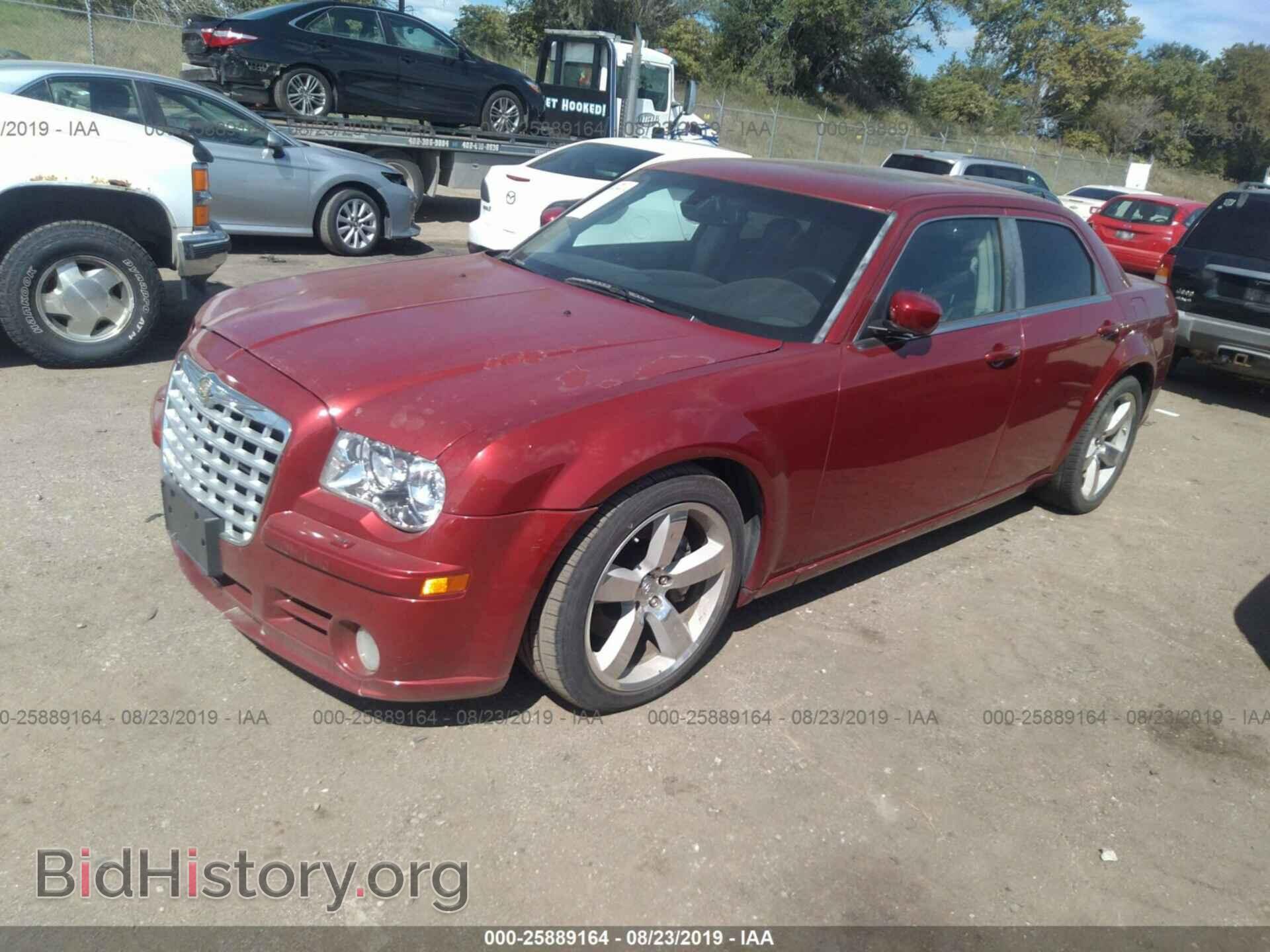 2007 CHRYSLER 300C - VIN: 2C3KA73W57H659894 - Фото 2