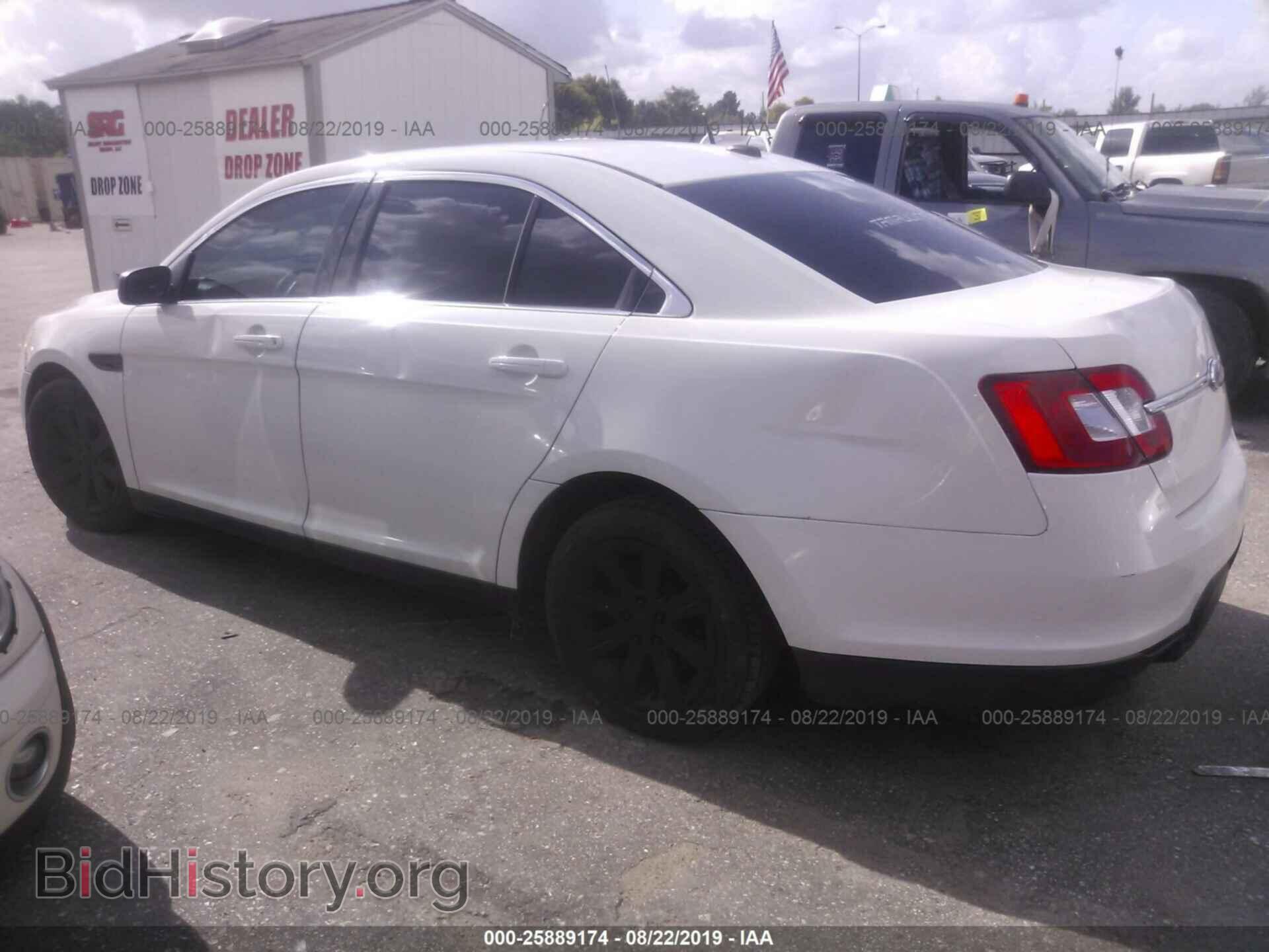 2011 FORD TAURUS - VIN: 1FAHP2DW2BG189503 - Фото 3