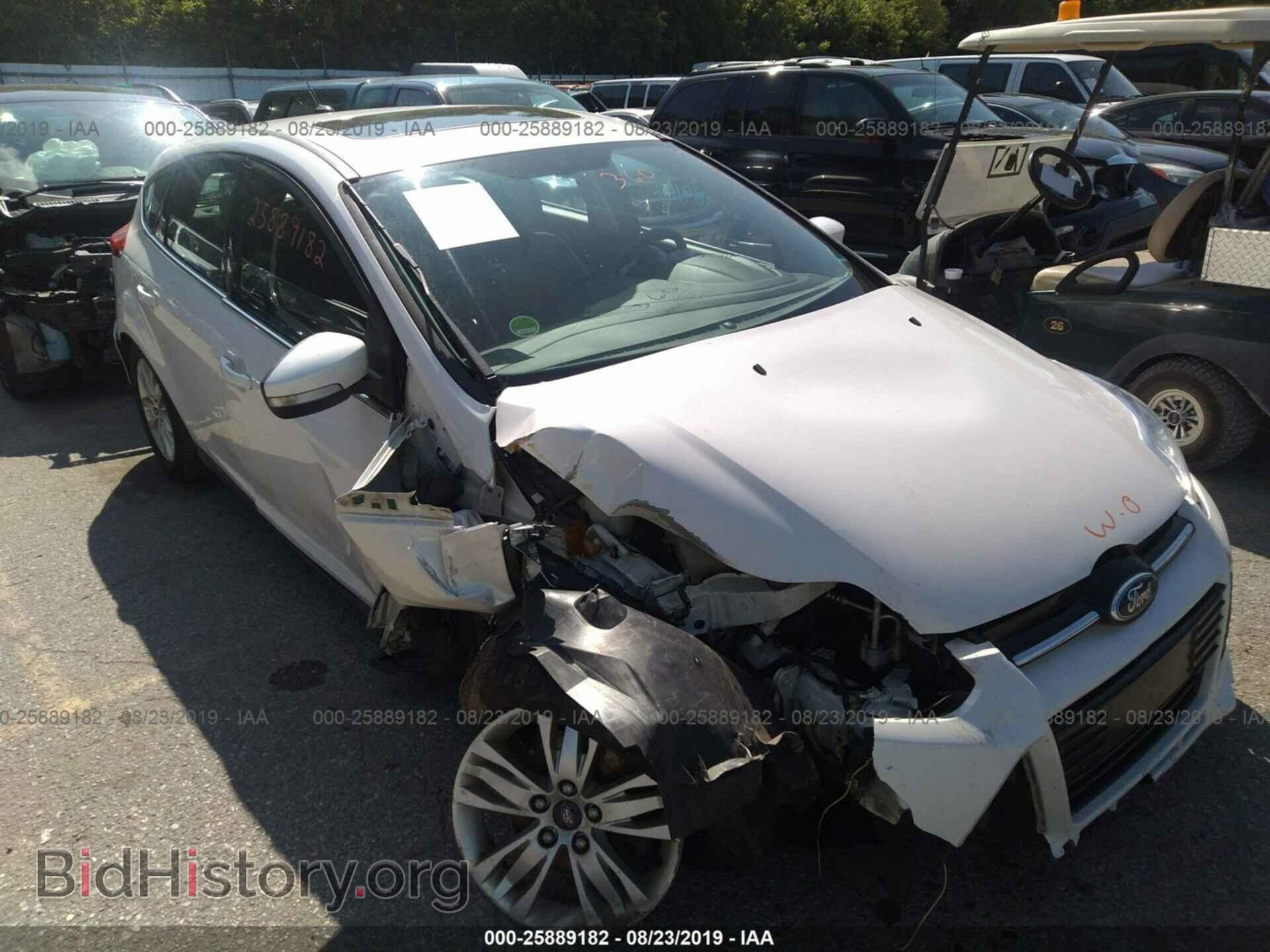 Фотография 1FAHP3M26CL475835 - FORD FOCUS 2012