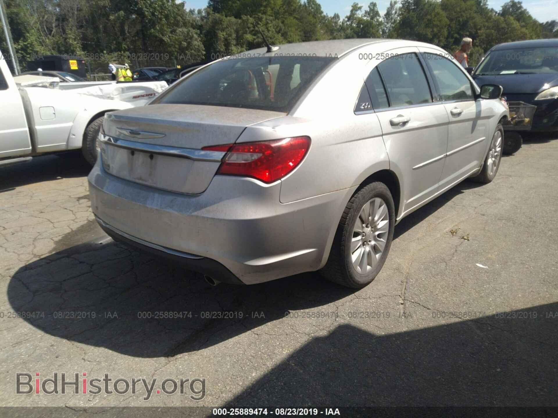 2011 CHRYSLER 200 - VIN: 1C3BC4FG9BN553817 - Photo 4