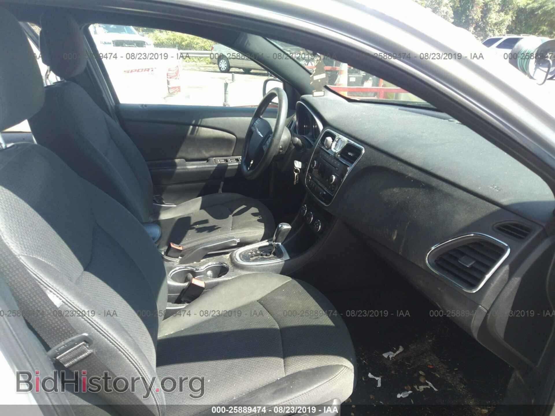 2011 CHRYSLER 200 - VIN: 1C3BC4FG9BN553817 - Photo 5
