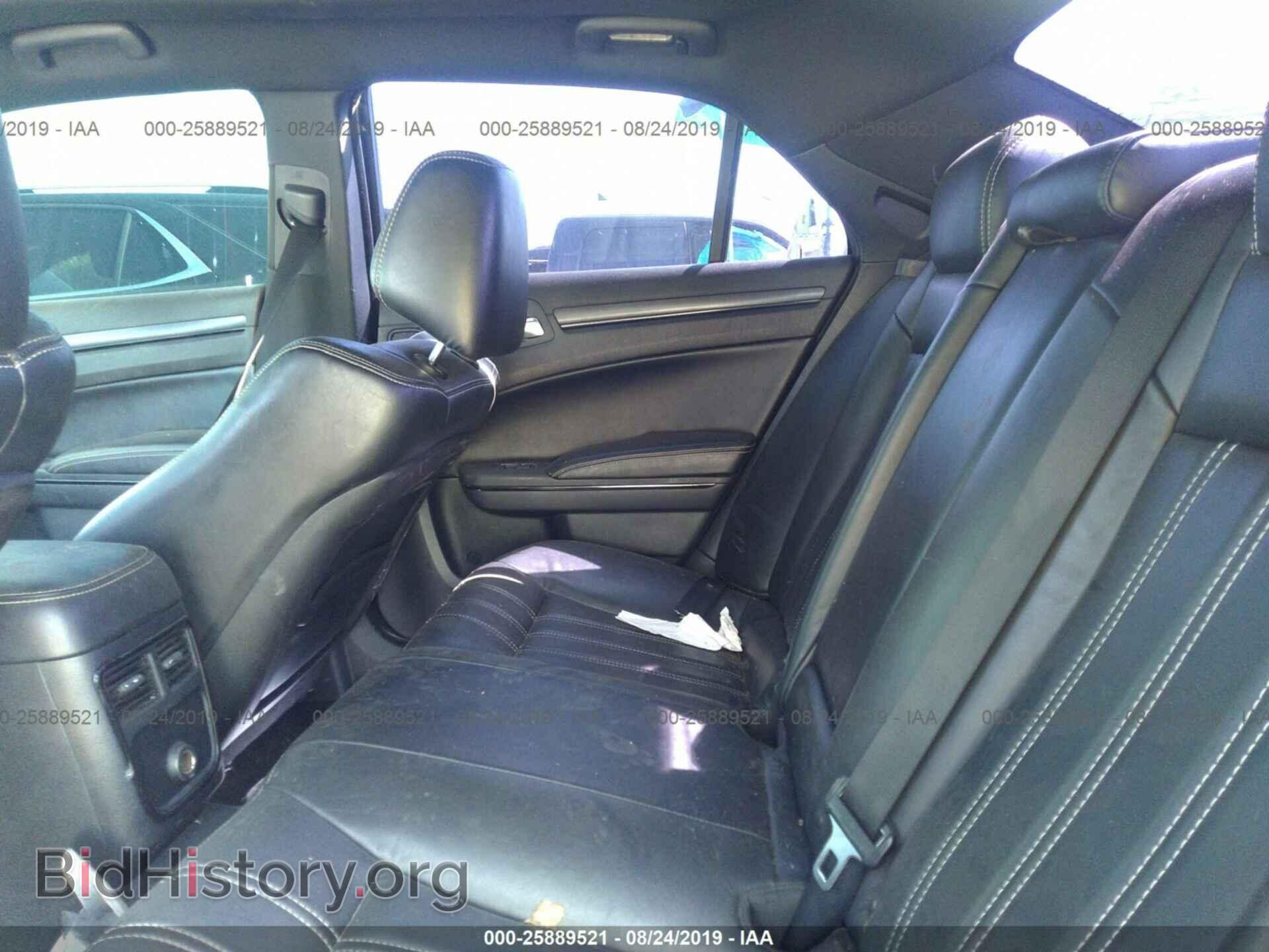 2013 CHRYSLER 300 - VIN: 2C3CCABG5DH739066 - Фото 8