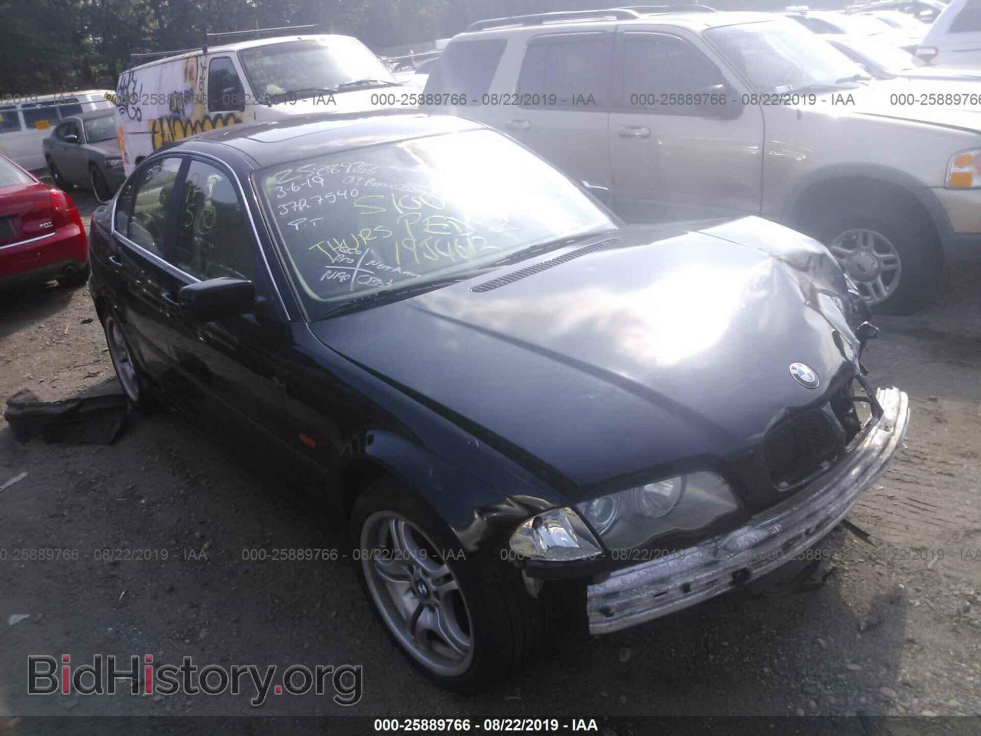 Photo WBAAV53471FJ63015 - BMW 330 2001