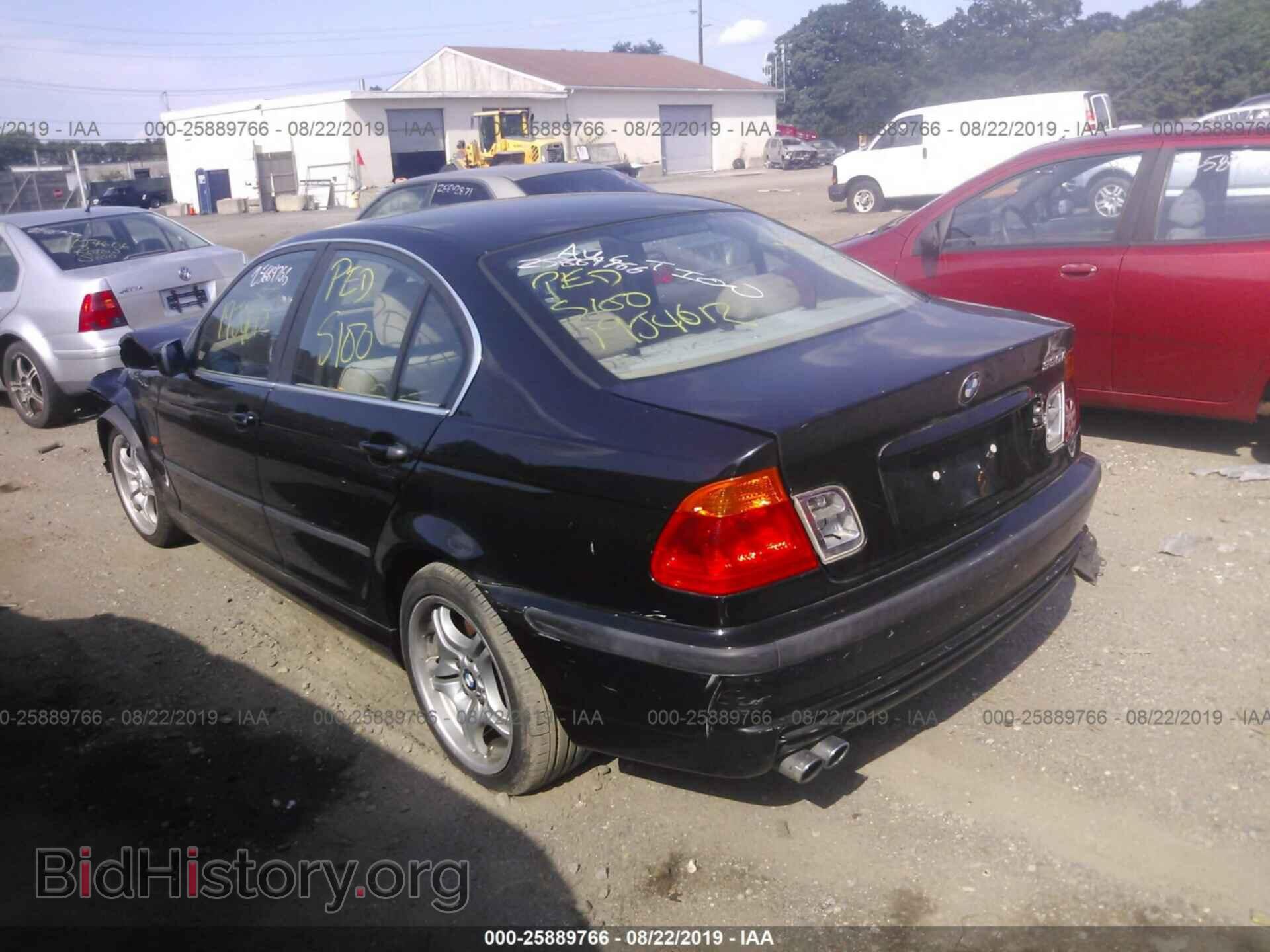 2001 BMW 330 - VIN: WBAAV53471FJ63015 - Фото 3