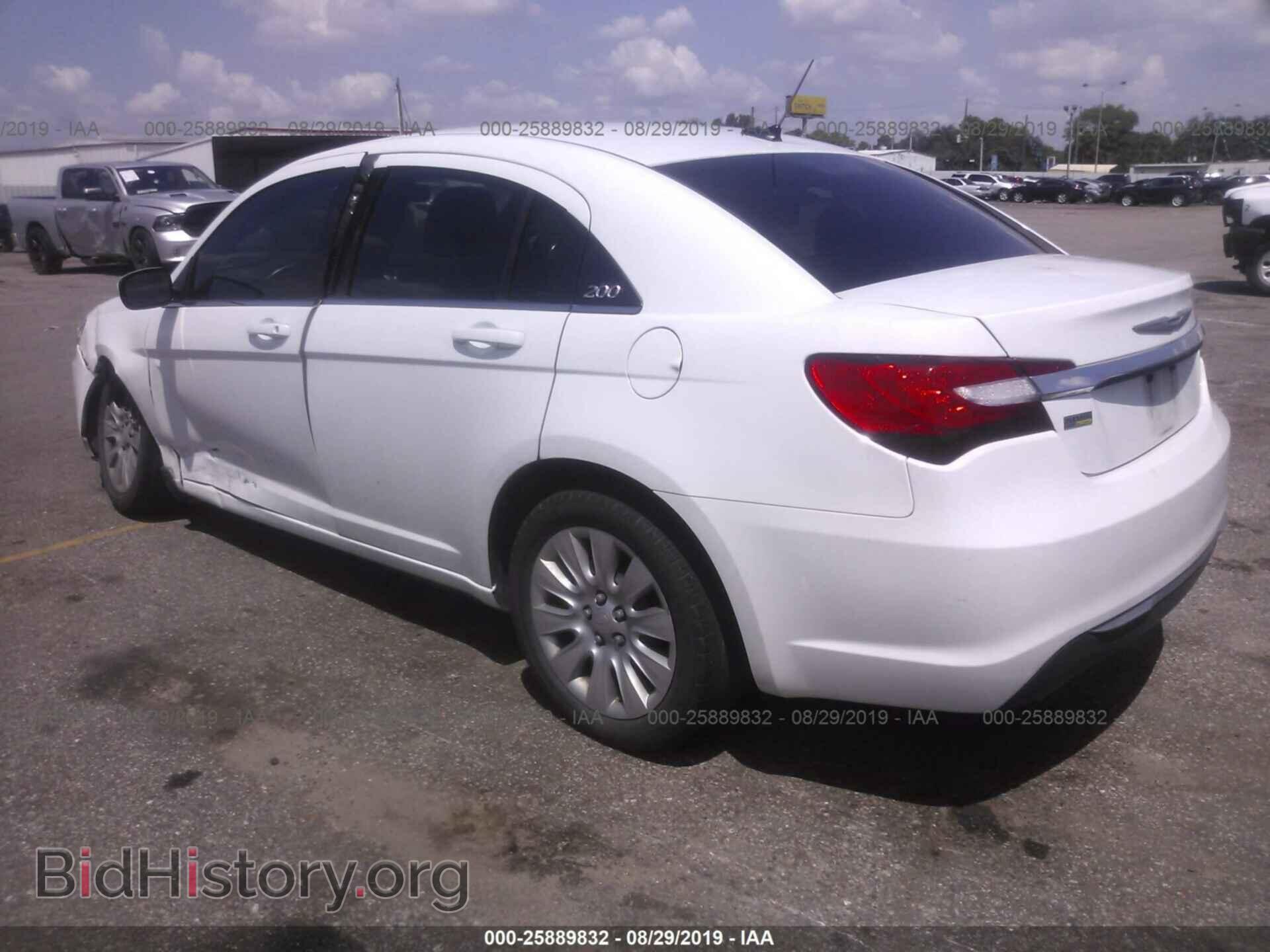 2012 CHRYSLER 200 - VIN: 1C3CCBAG2CN155267 - Фото 3