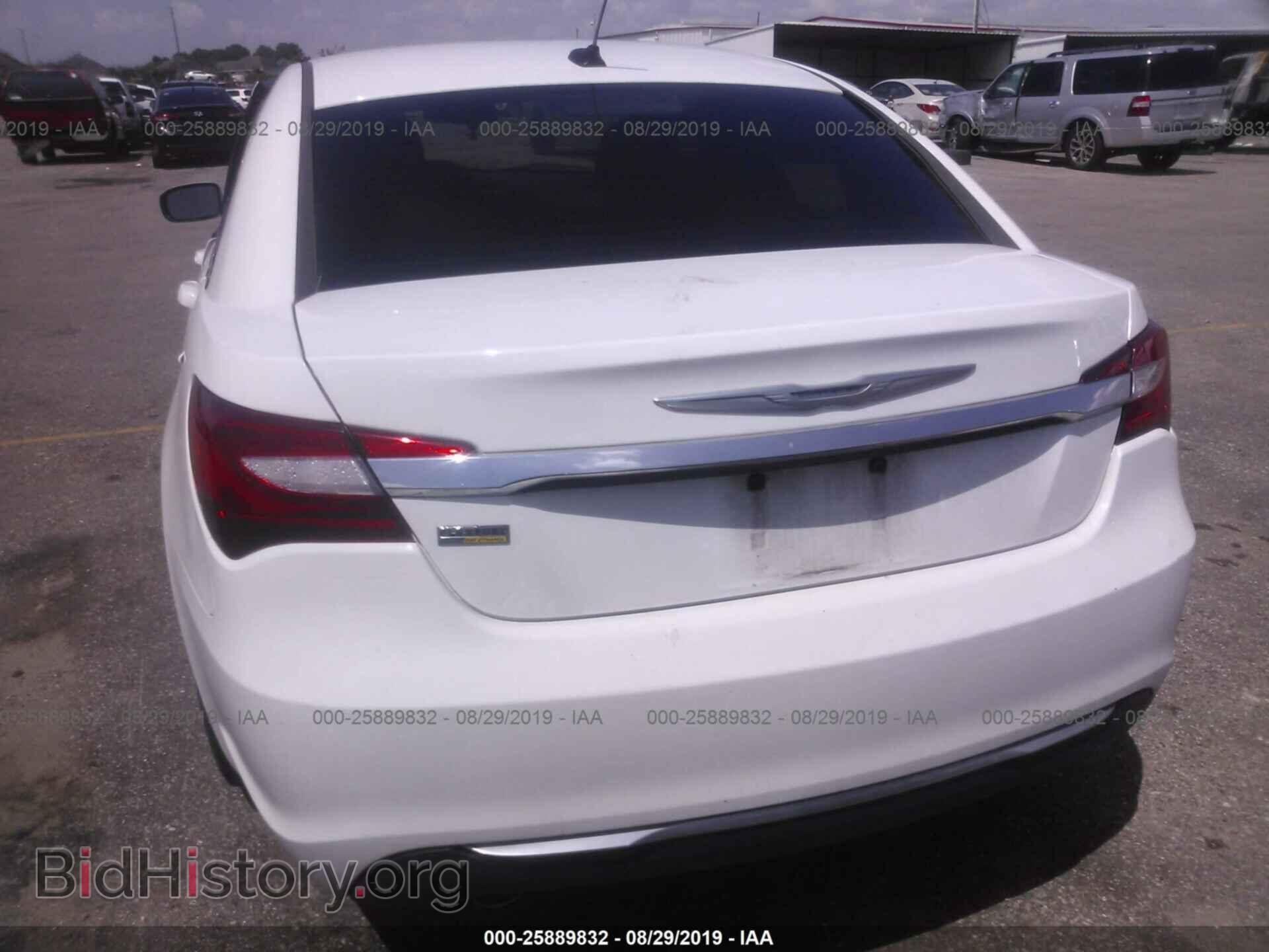 2012 CHRYSLER 200 - VIN: 1C3CCBAG2CN155267 - Фото 6