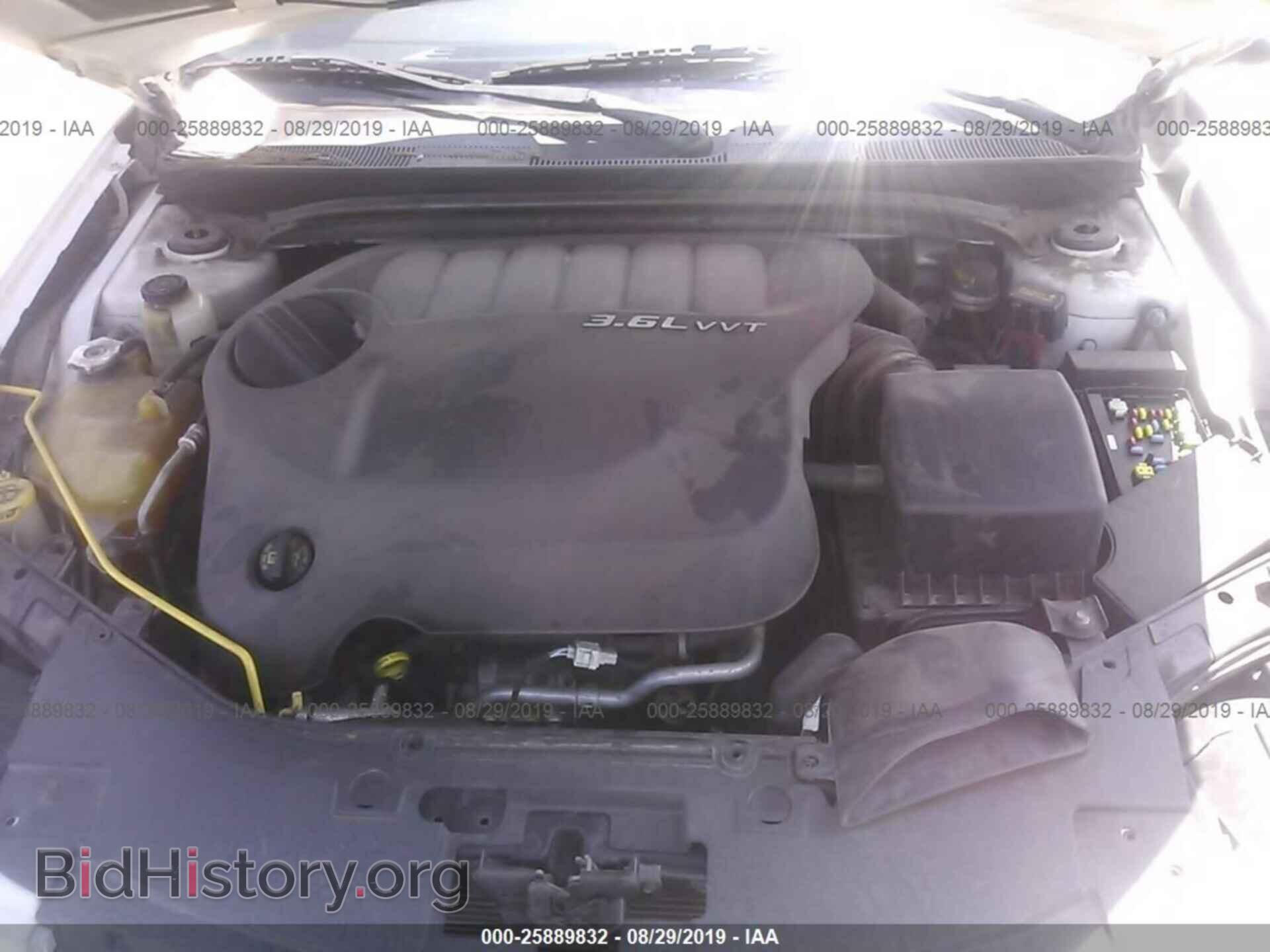 2012 CHRYSLER 200 - VIN: 1C3CCBAG2CN155267 - Фото 10