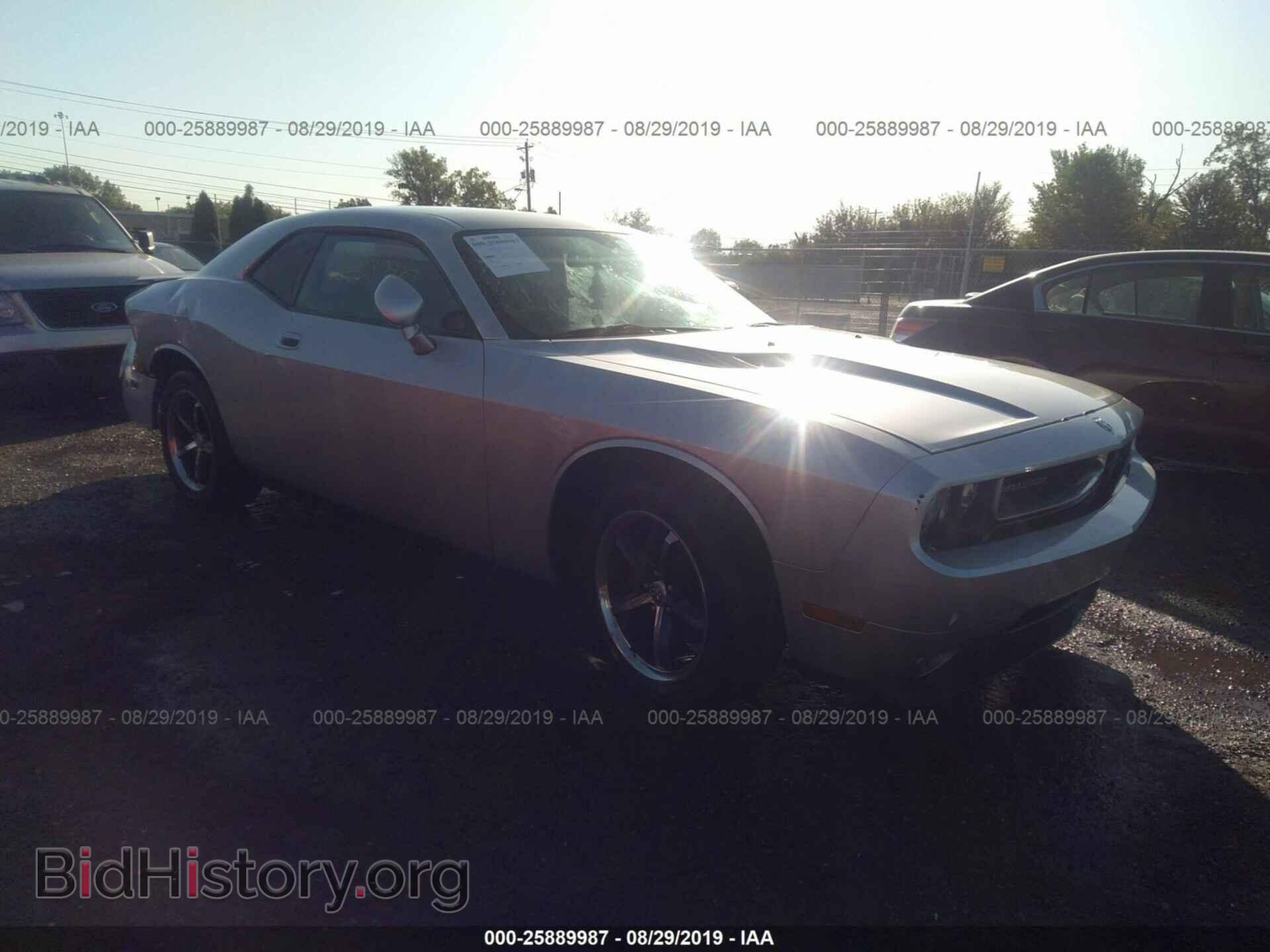 Photo 2B3CJ4DV5AH240764 - DODGE CHALLENGER 2010