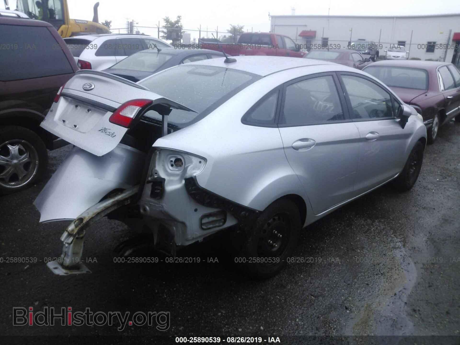 2011 FORD FIESTA - VIN: 3FADP4BJ5BM142795 - Фото 4