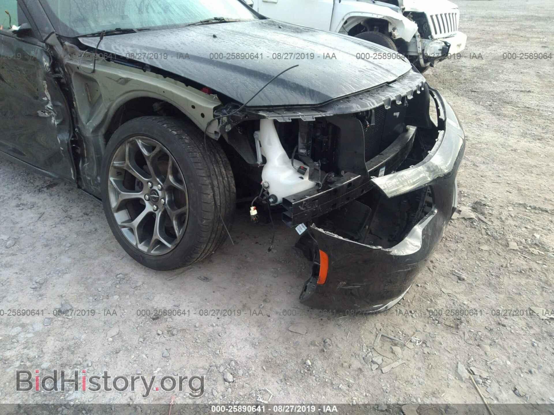 2016 CHRYSLER 300 - VIN: 2C3CCABG0GH352302 - Фото 6
