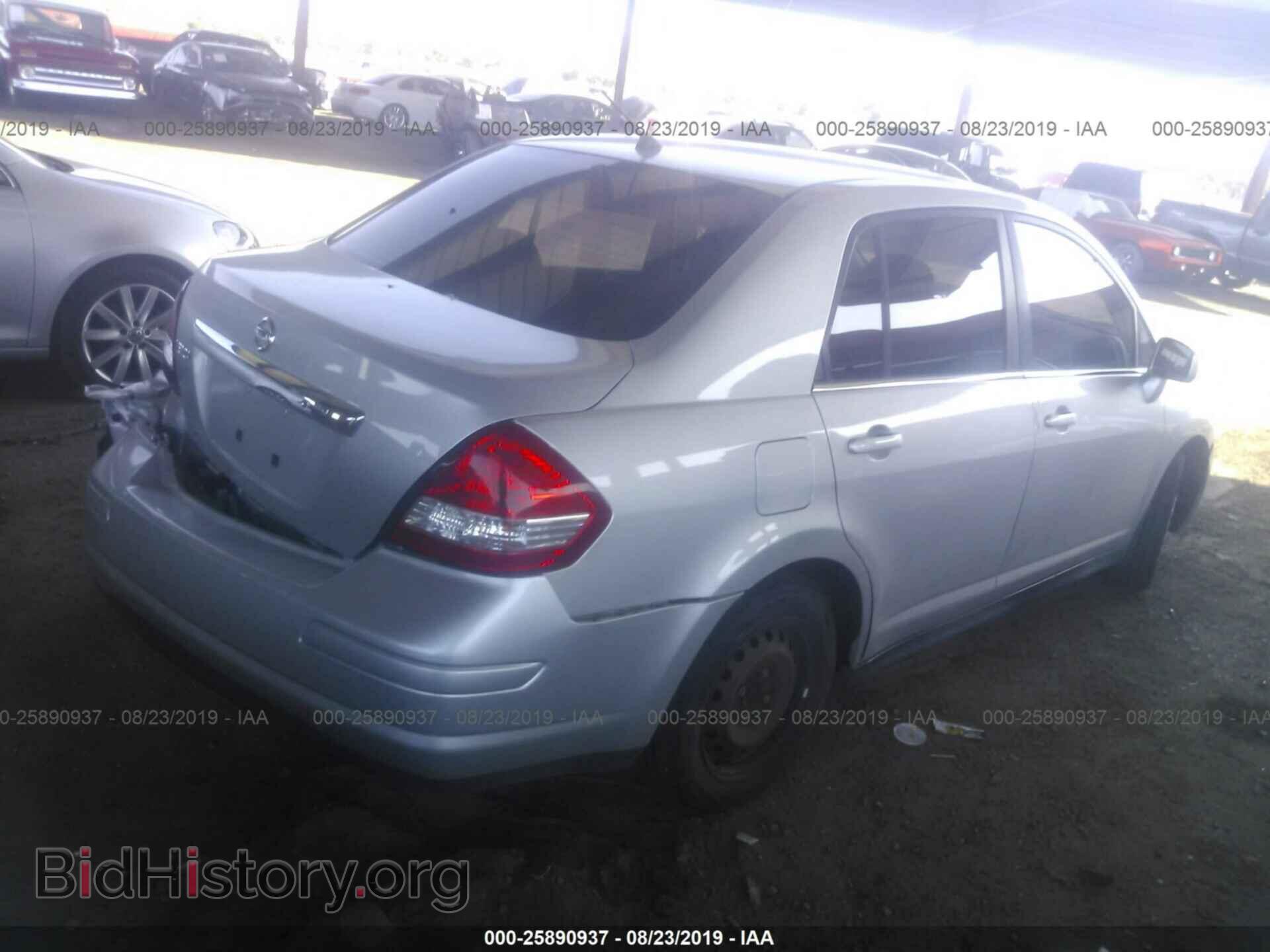 2008 NISSAN VERSA - VIN: 3N1BC11E98L394292 - Фото 4