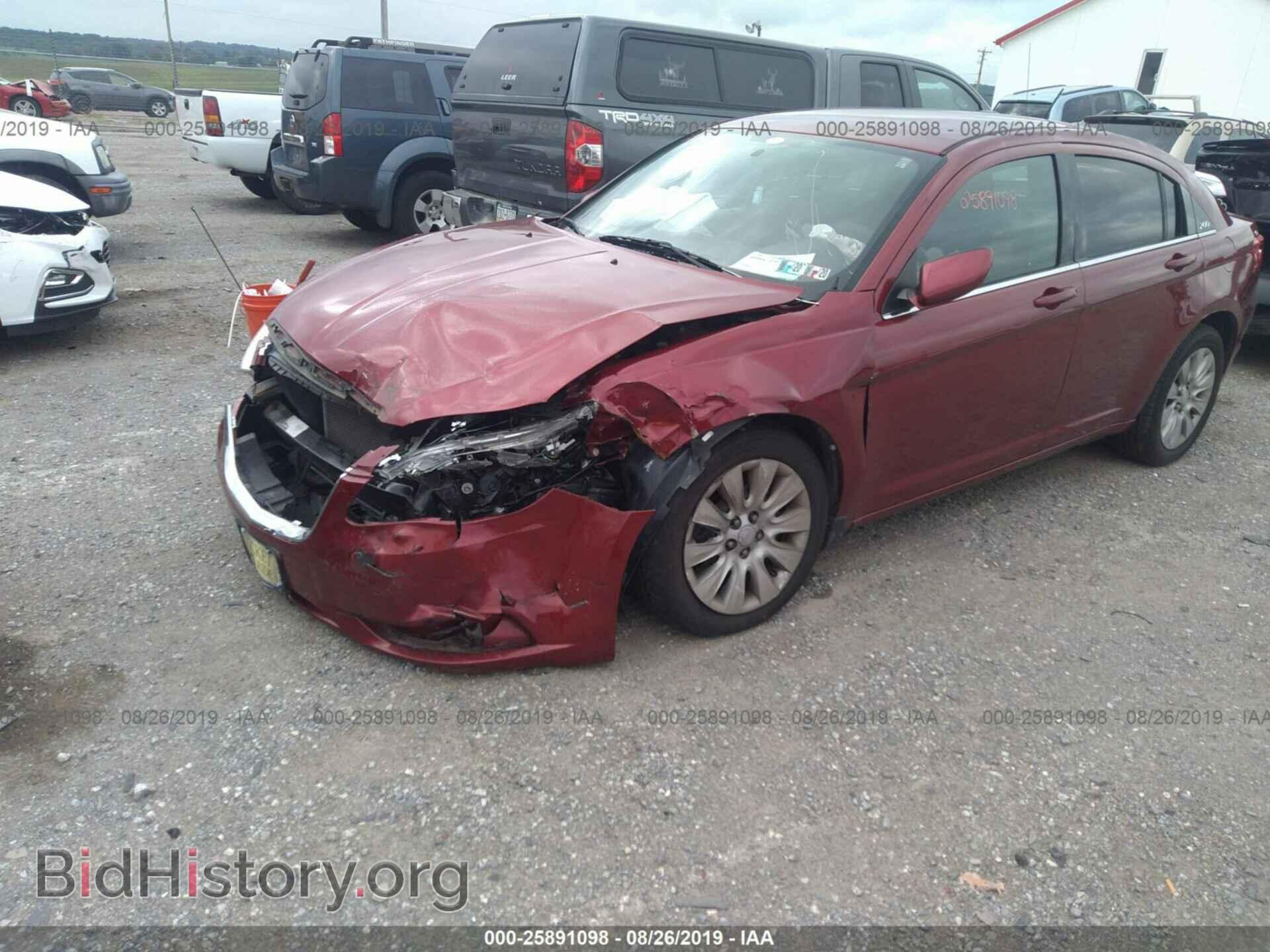 2013 CHRYSLER 200 - VIN: 1C3CCBABXDN686464 - Photo 2