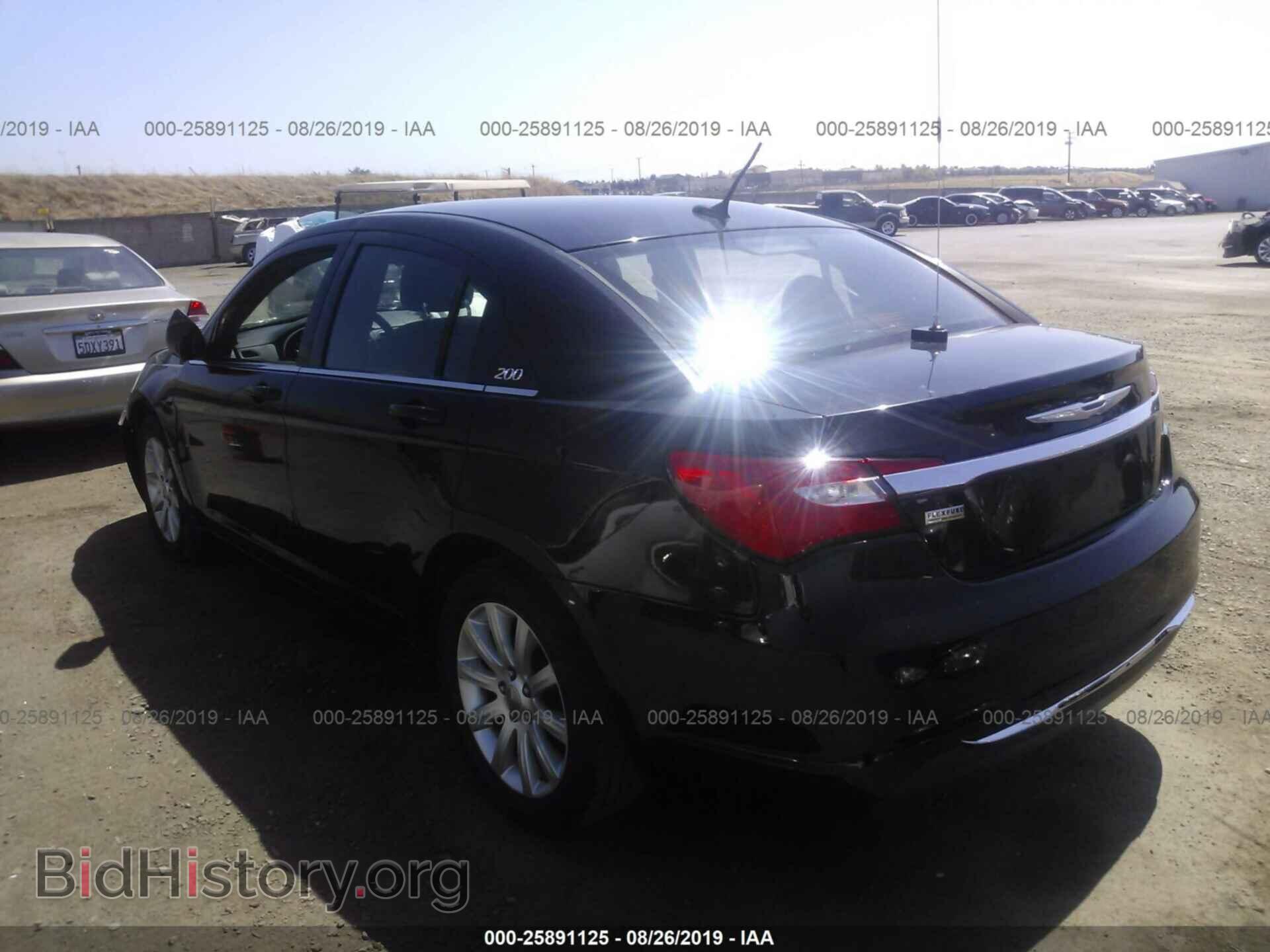 2013 CHRYSLER 200 - VIN: 1C3CCBBG1DN533806 - Фото 3