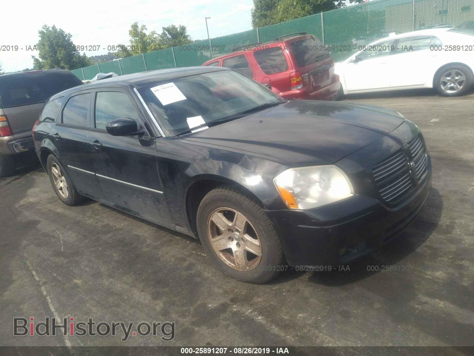 Photo 2D4FV47V66H537175 - DODGE MAGNUM 2006
