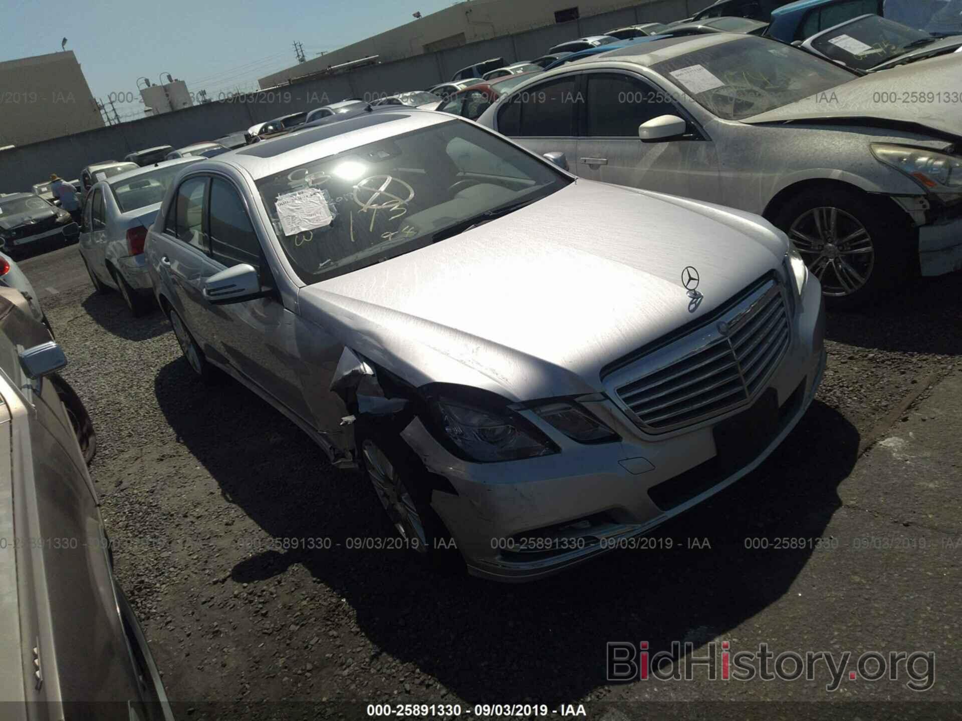 Photo WDDHF5KB3DA722517 - MERCEDES-BENZ E 2013