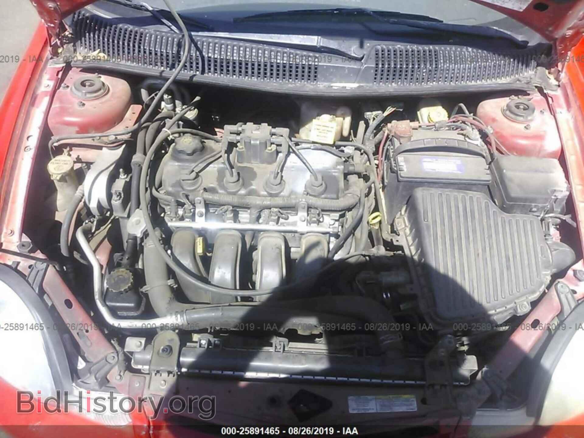 2002 Dodge Neon - VIN: 1B3ES26C12D507631 - Photo 10