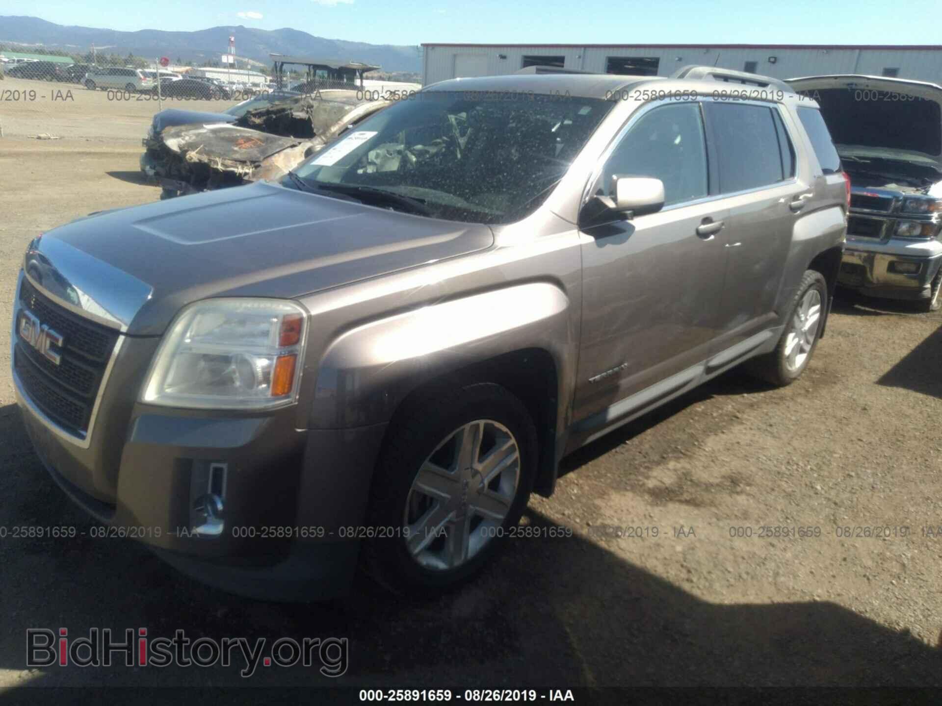 2010 GMC TERRAIN - VIN: 2CTFLEEY8A6298503 - Photo 2