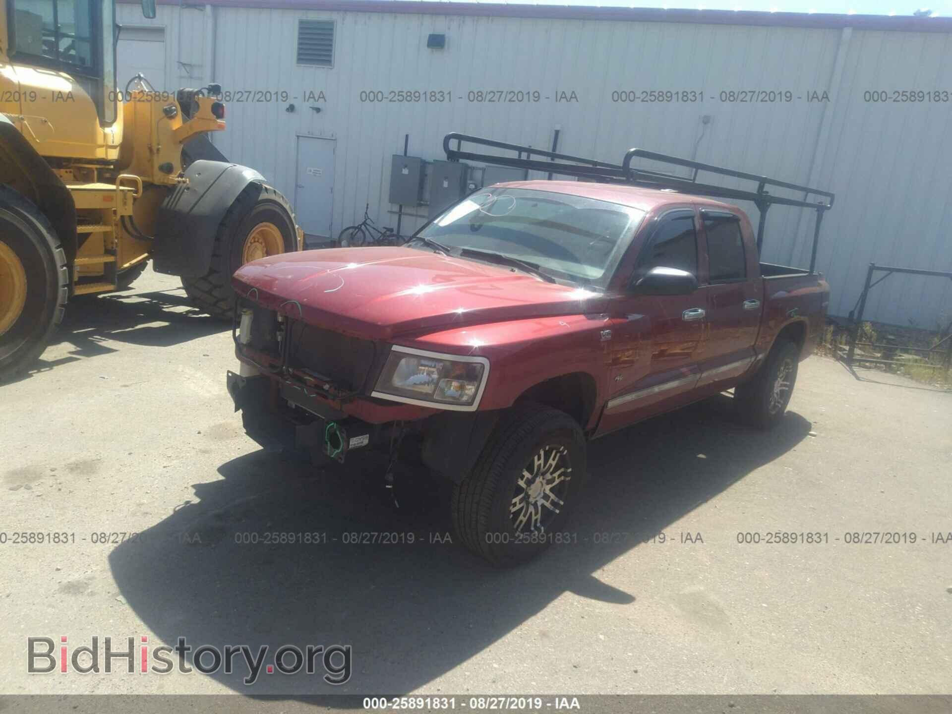 2011 DODGE DAKOTA - VIN: 1D7RW3GP6BS579504 - Фото 2