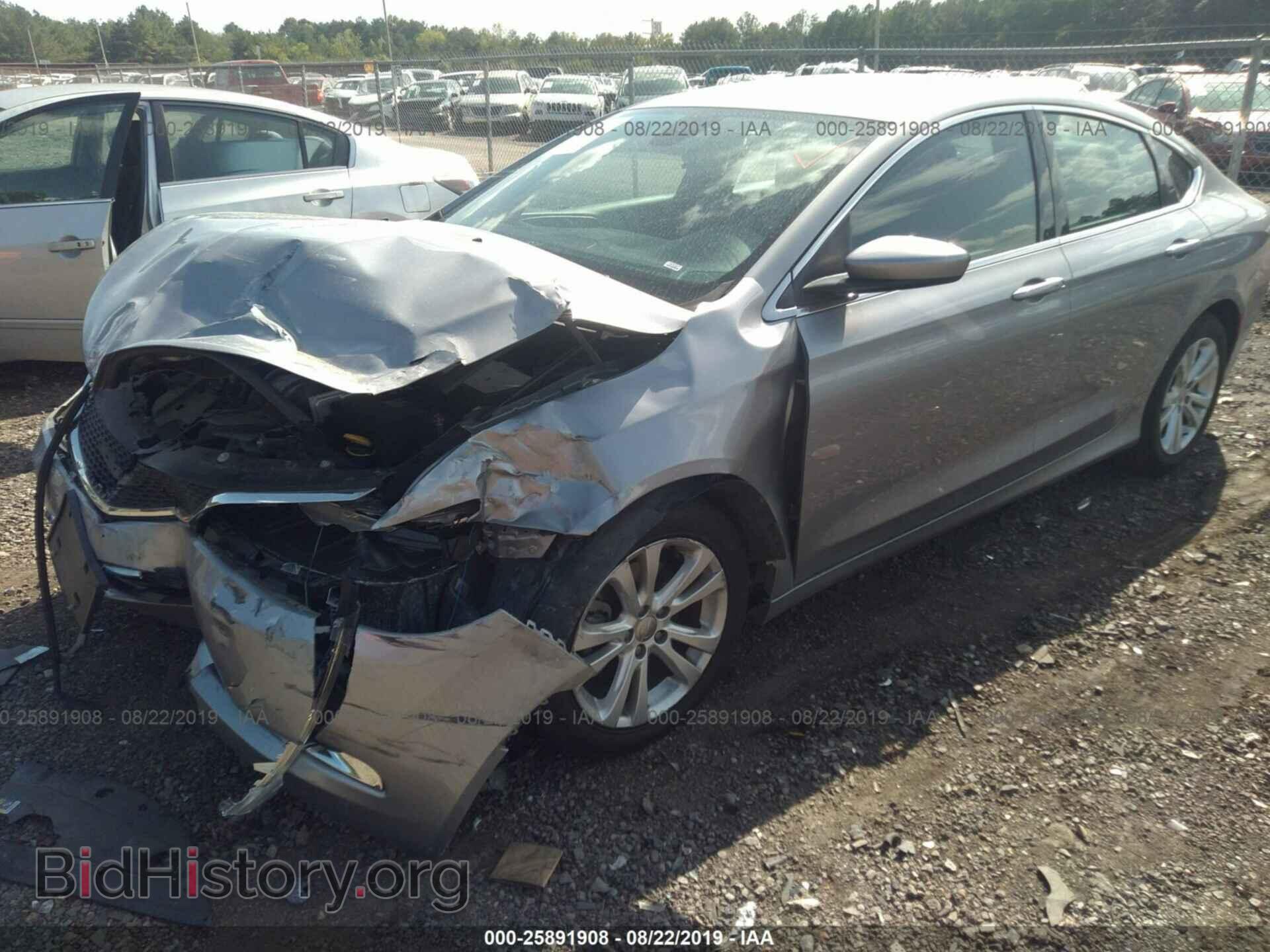 2015 CHRYSLER 200 - VIN: 1C3CCCAB2FN587579 - Photo 2