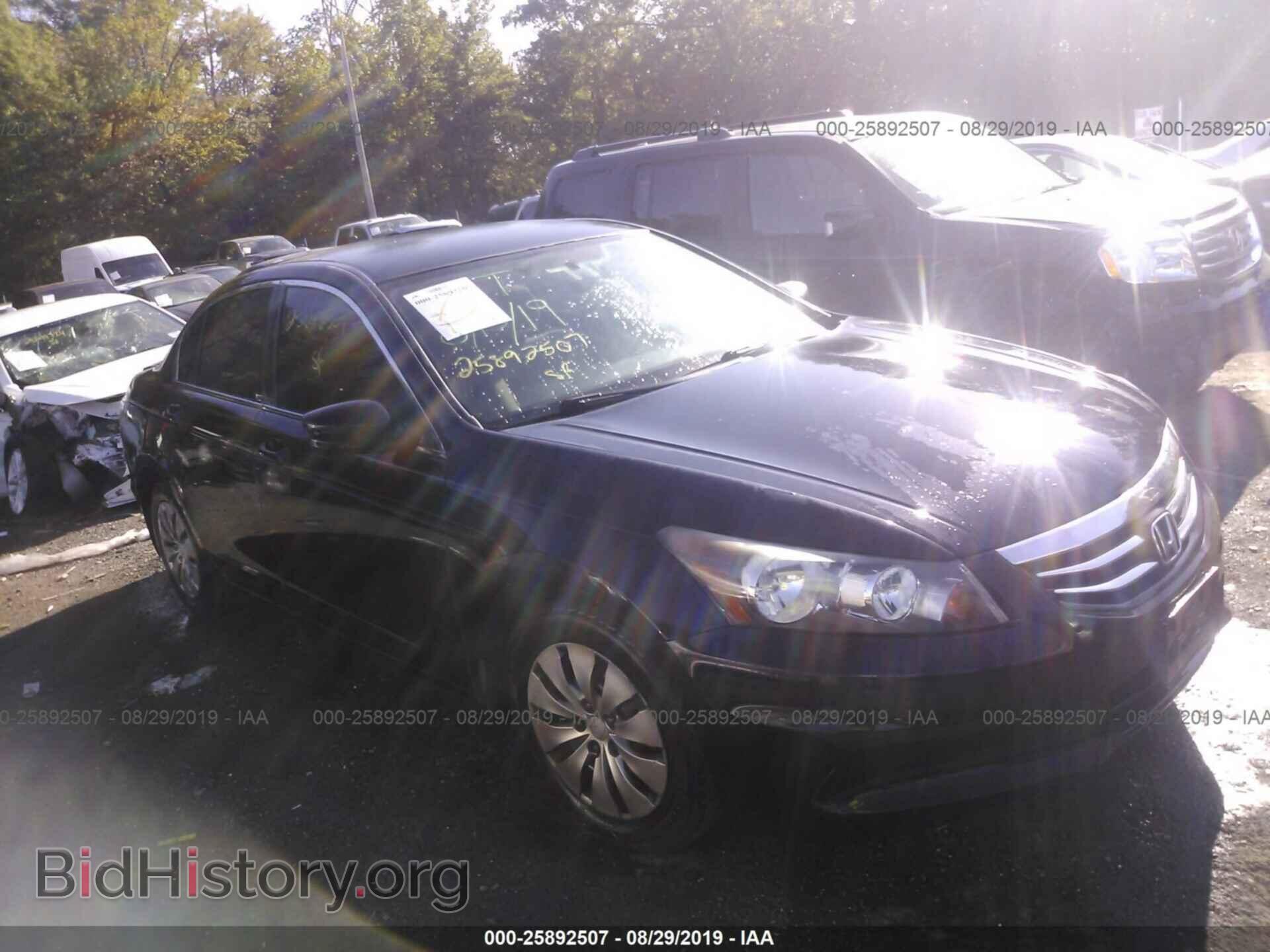 Photo 1HGCP2F35CA013025 - HONDA ACCORD 2012