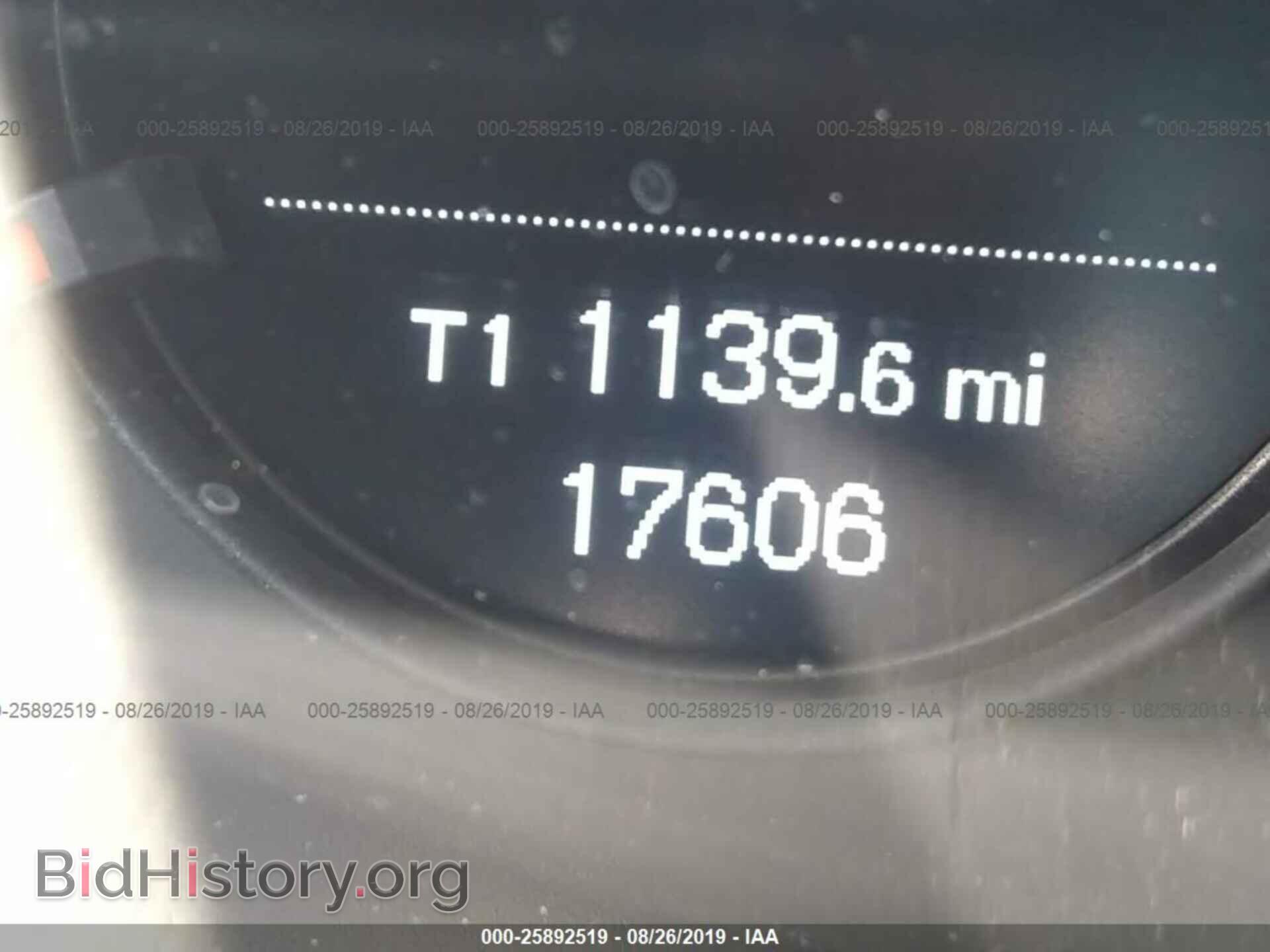 2017 VOLVO S60 - VIN: YV126MFL2H2420885 - Фото 7