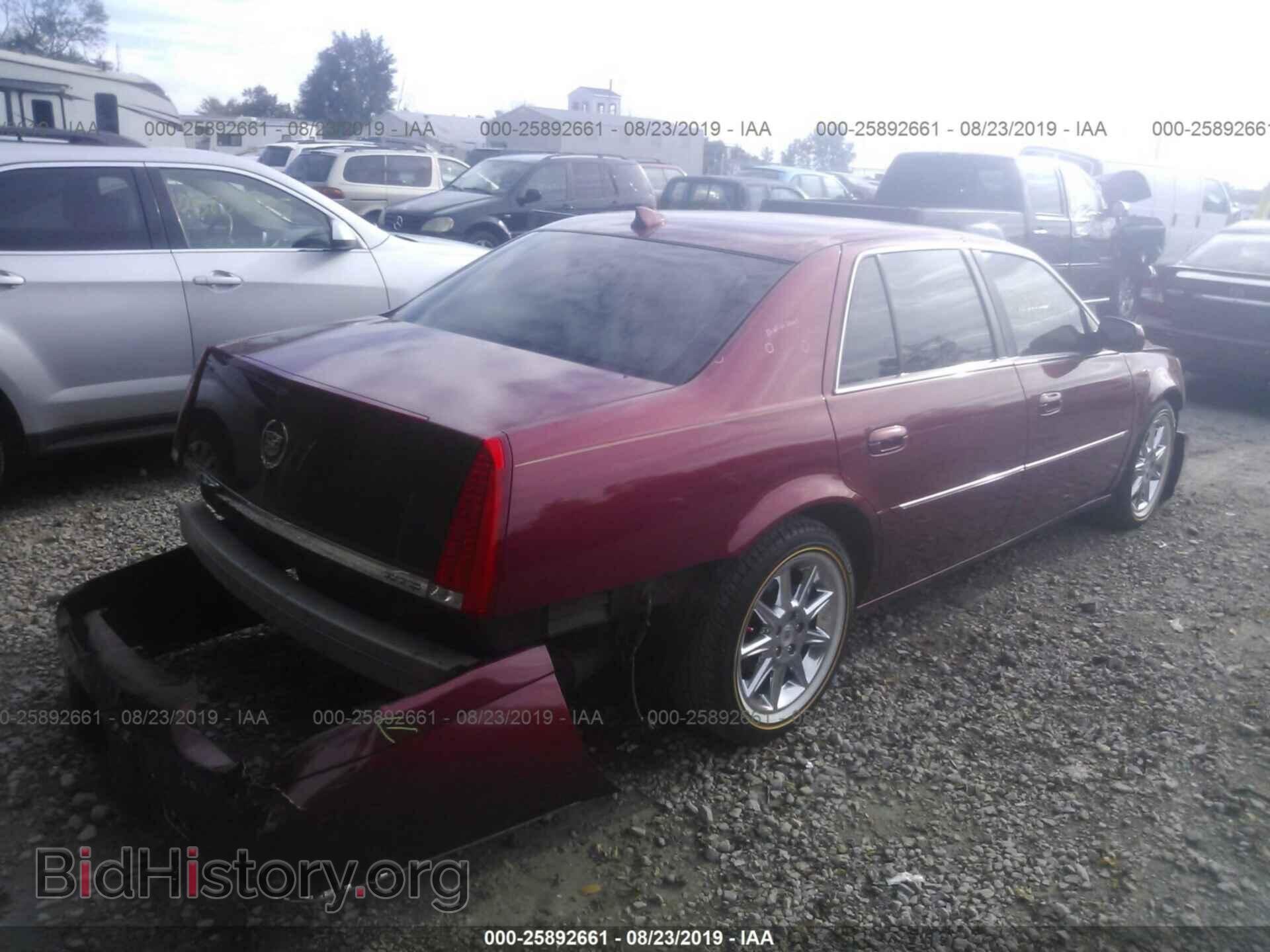 2011 CADILLAC DTS - VIN: 1G6KD5E67BU121338 - Фото 4