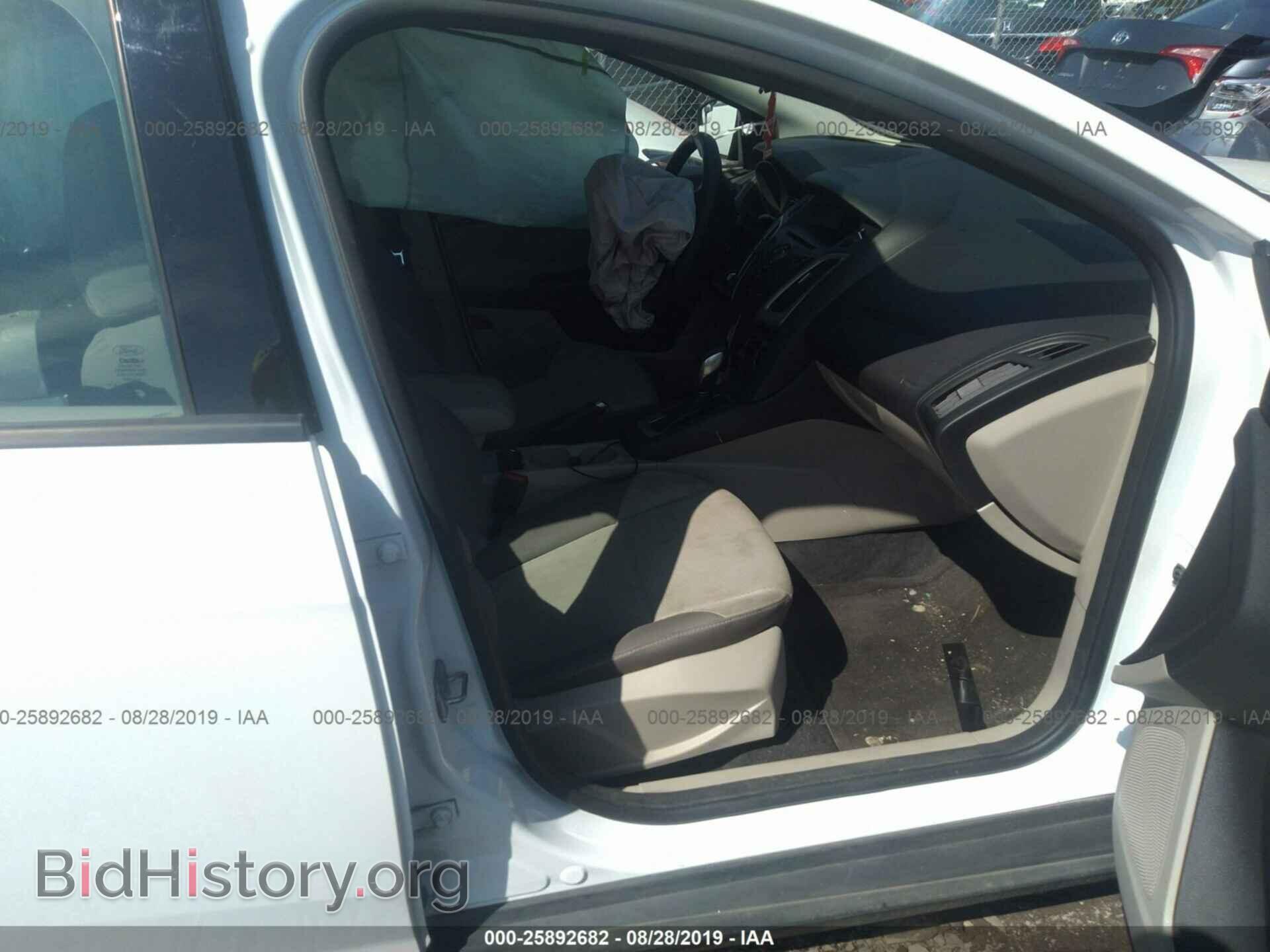 2014 FORD FOCUS - VIN: 1FADP3F23EL186863 - Photo 5