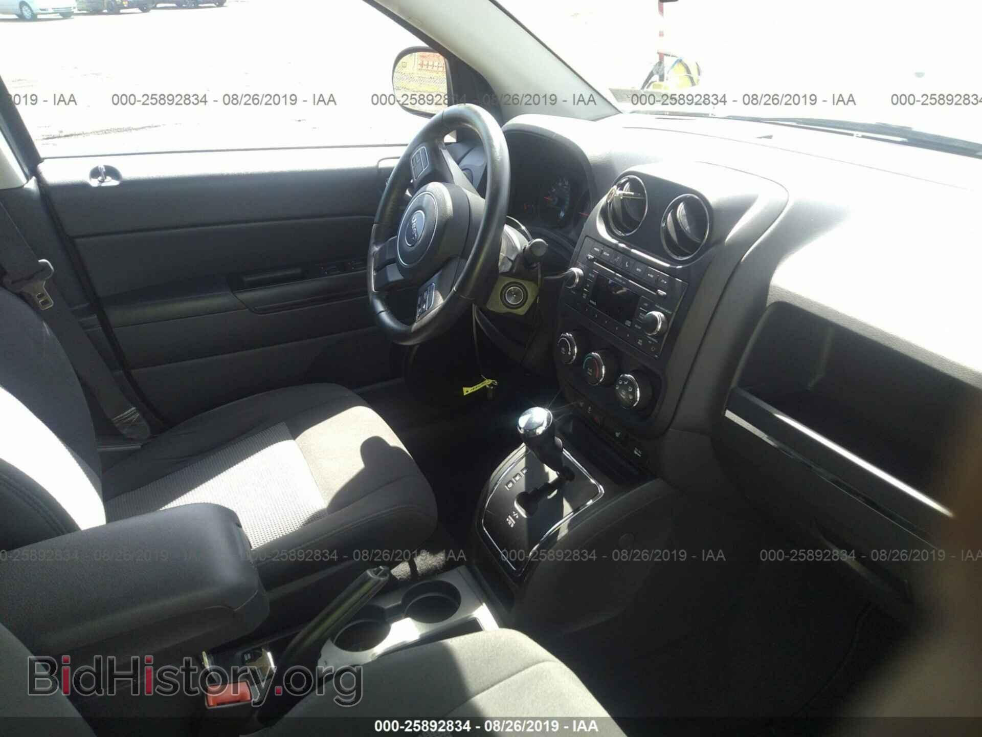 2011 JEEP COMPASS - VIN: 1J4NF1FB7BD283084 - Photo 5