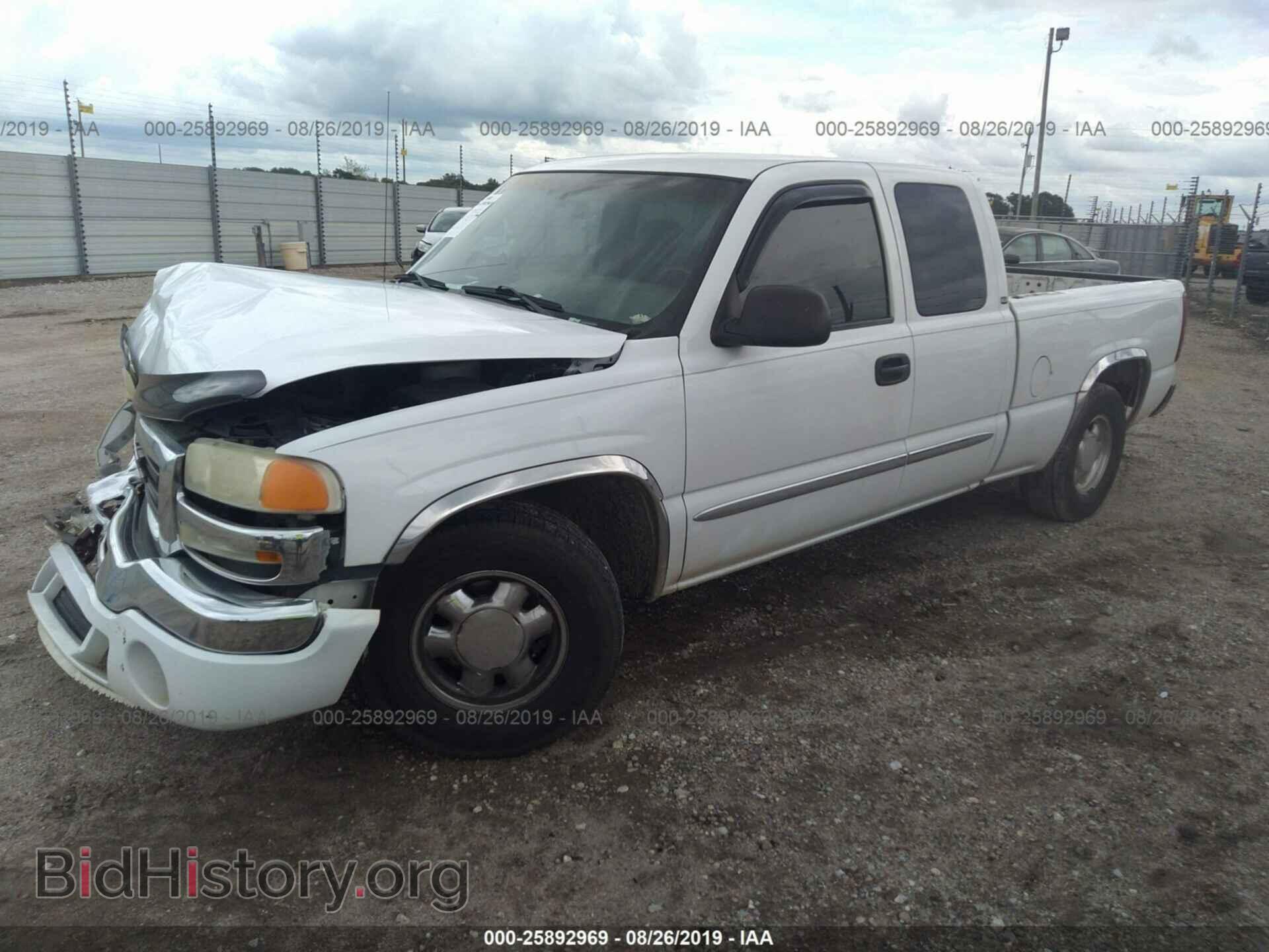 2003 GMC NEW SIERRA - VIN: 2GTEC19V631331272 - Фото 2