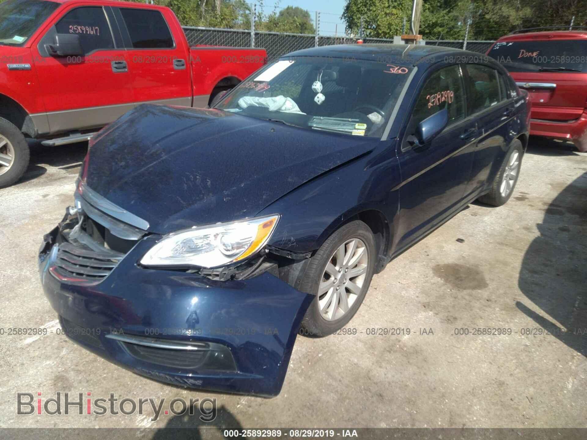 2014 CHRYSLER 200 - VIN: 1C3CCBBB0EN127683 - Фото 2