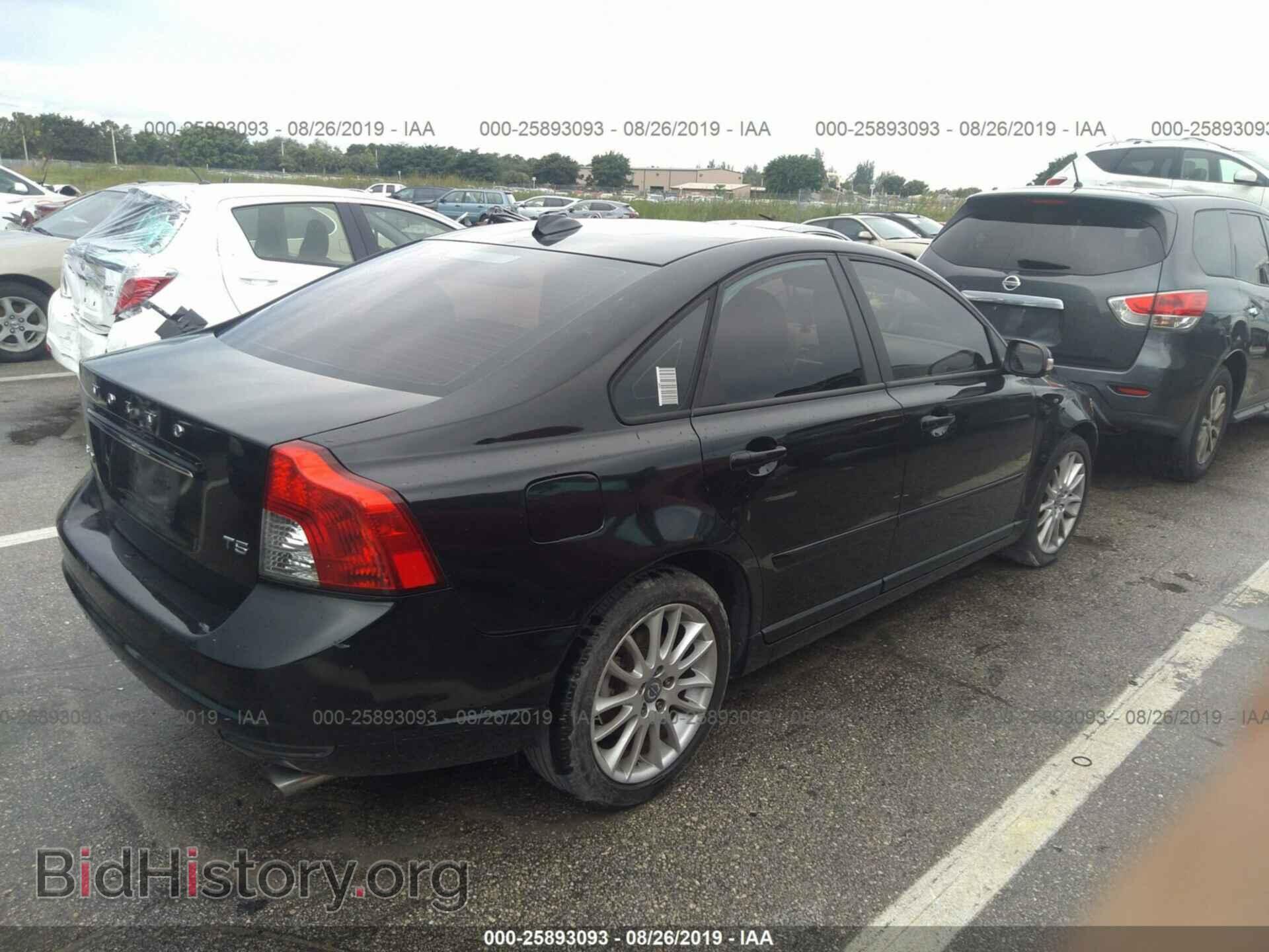 2011 VOLVO S40 - VIN: YV1672MS2B2545292 - Фото 4