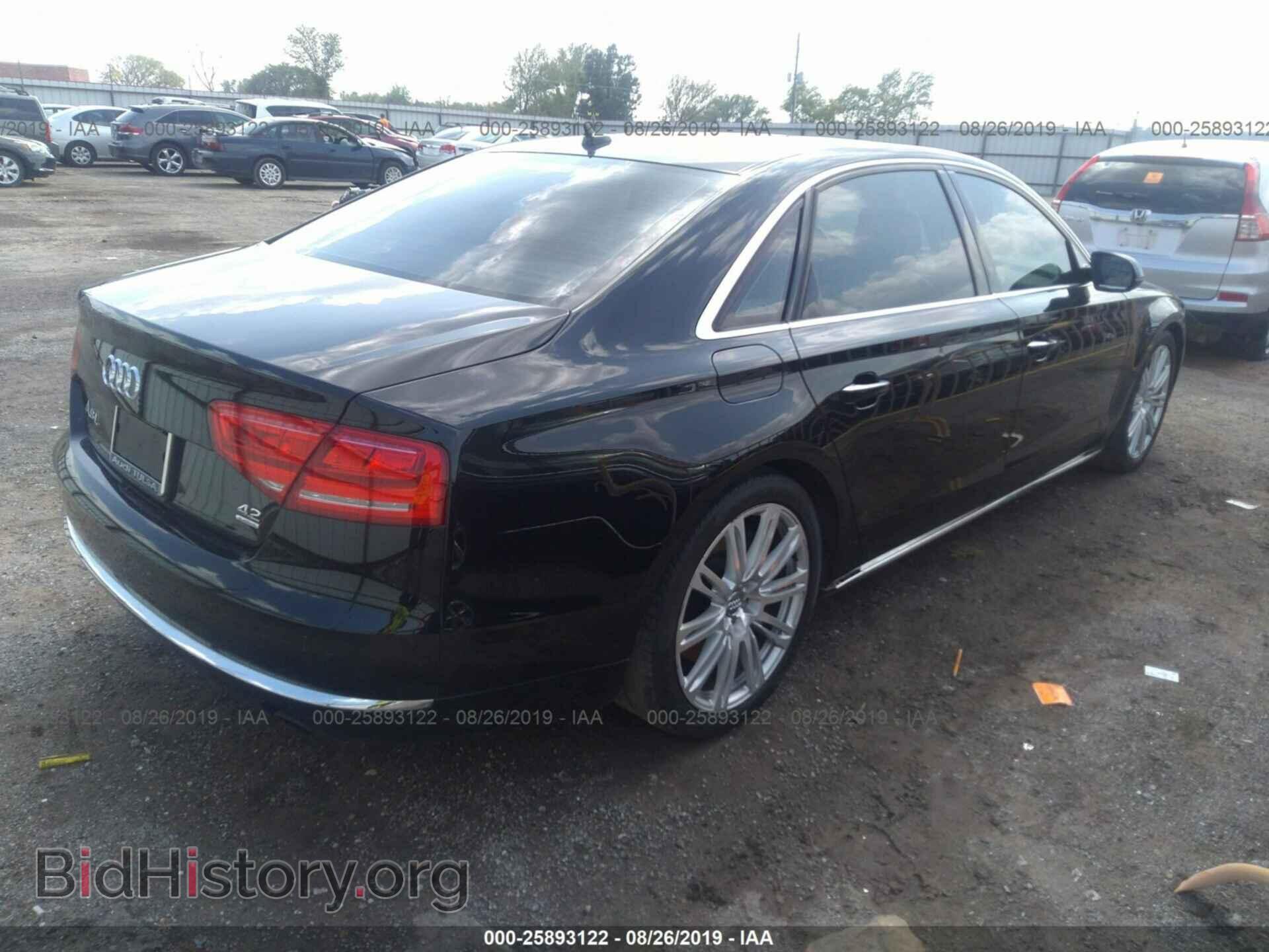 2011 AUDI A8 - VIN: WAURVAFD5BN009532 - Фото 4