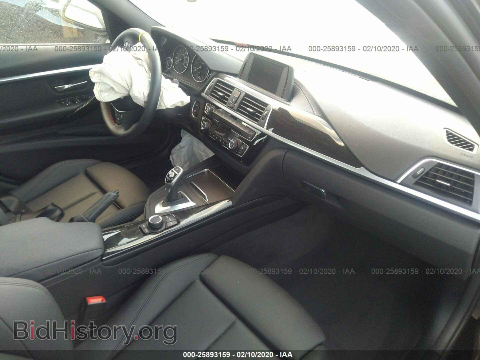 2018 BMW 330 - VIN: WBA8B9C51JAE22069 - Фото 5