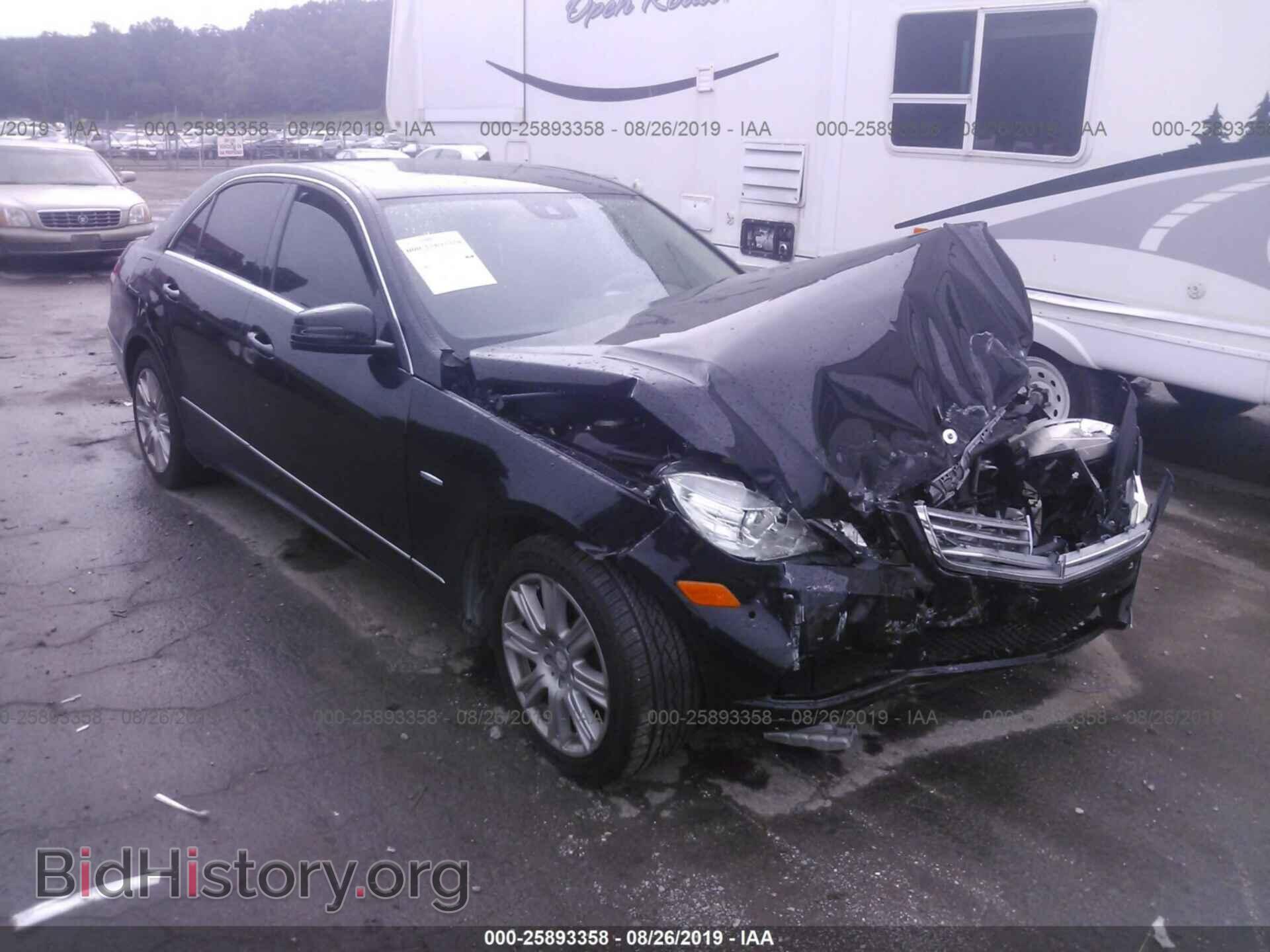 Photo WDDHF5KB8CA584388 - MERCEDES-BENZ E 2012