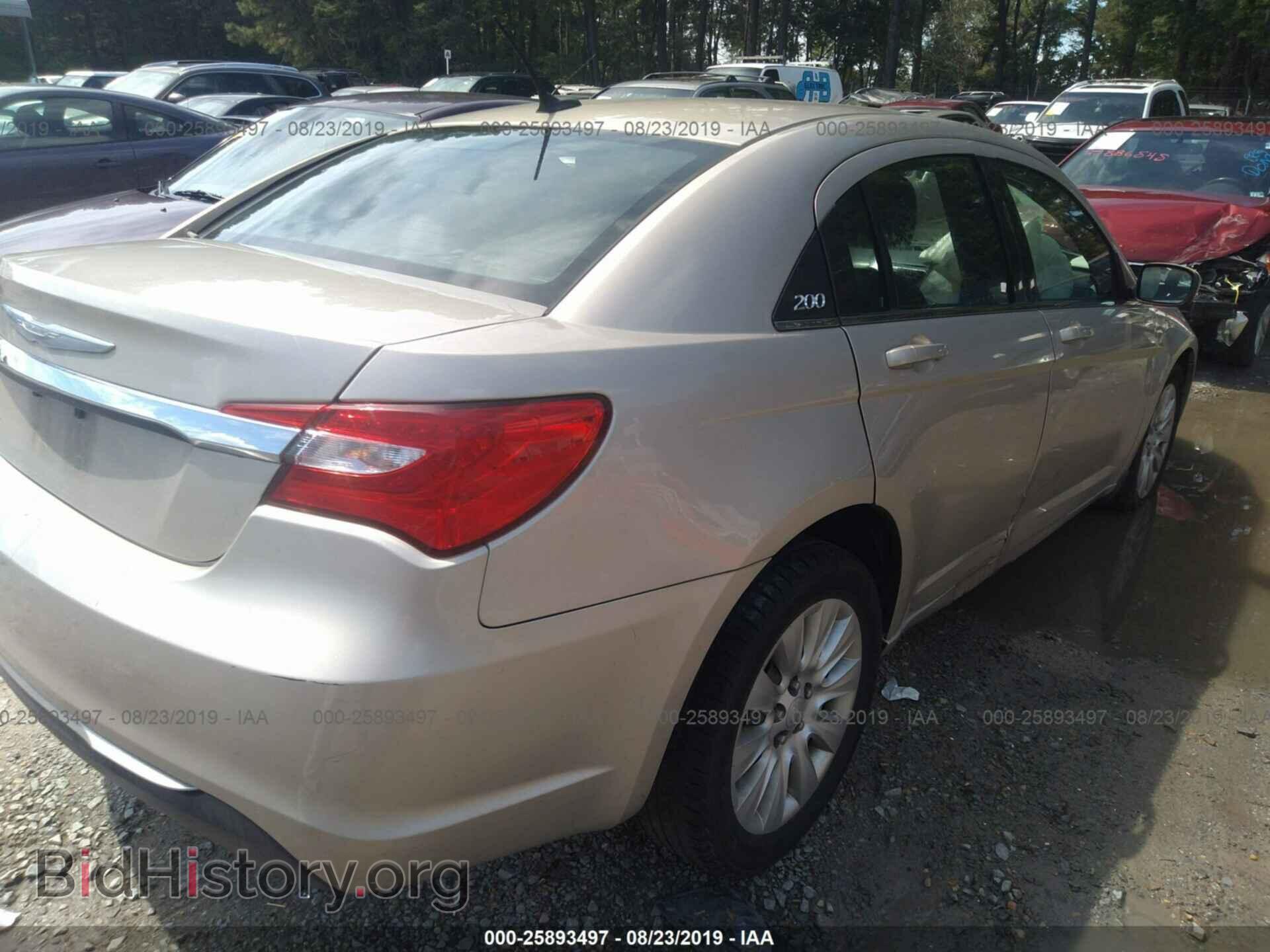 2014 CHRYSLER 200 - VIN: 1C3CCBAB6EN123588 - Photo 4
